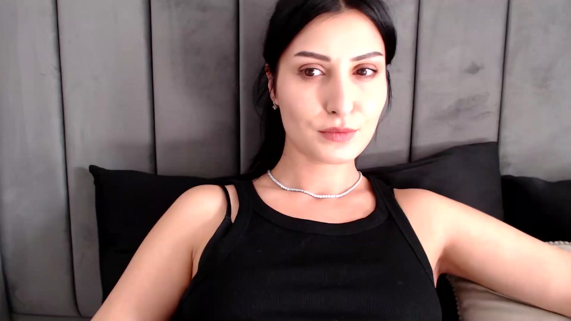 Gallery image thumbnail from LavIson's myfreecams stream on, 03/13/2025, 14:06 image 15 of 20