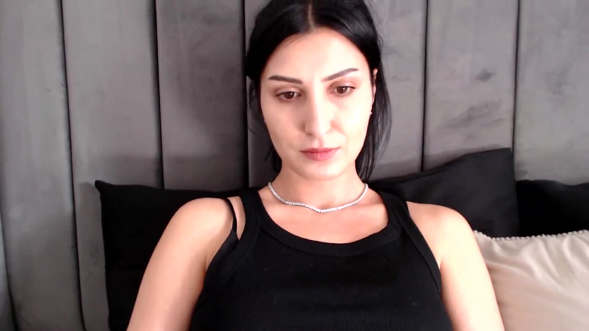 Gallery image thumbnail from LavIson's myfreecams stream on, 03/13/2025, 14:06 image 6 of 20