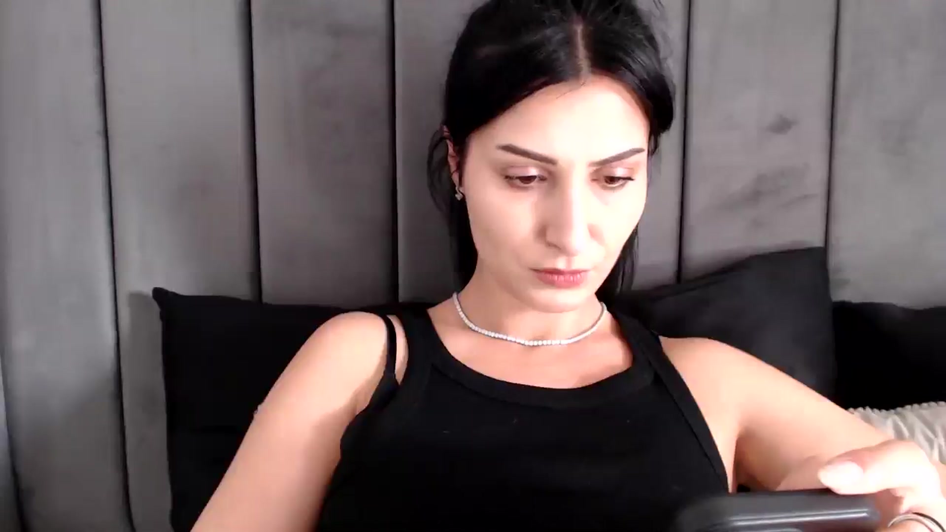 Gallery image thumbnail from LavIson's myfreecams stream on, 03/13/2025, 14:06 image 19 of 20