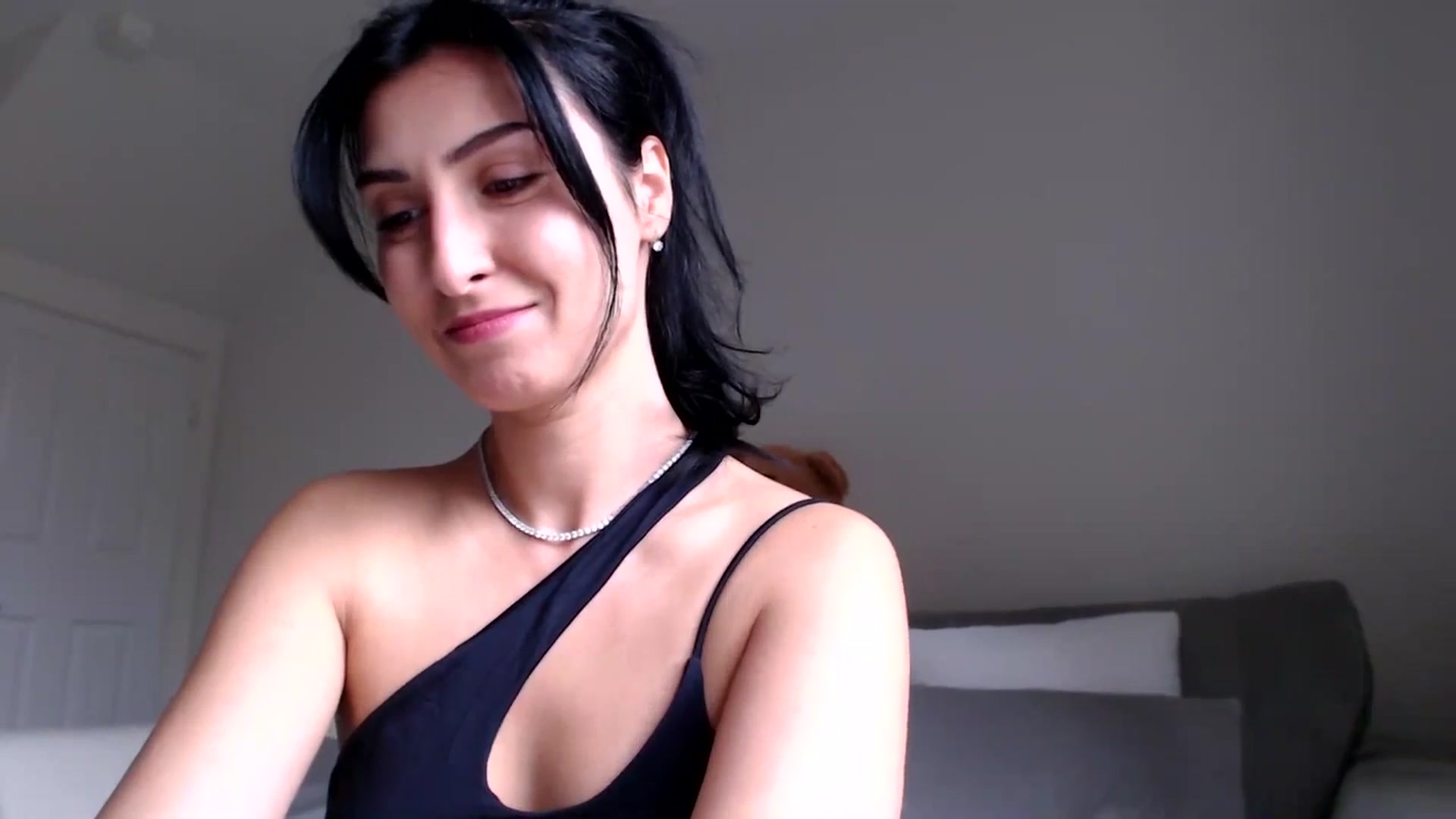 Gallery image thumbnail from LavIson's myfreecams stream on, 03/14/2025, 11:32 image 14 of 20