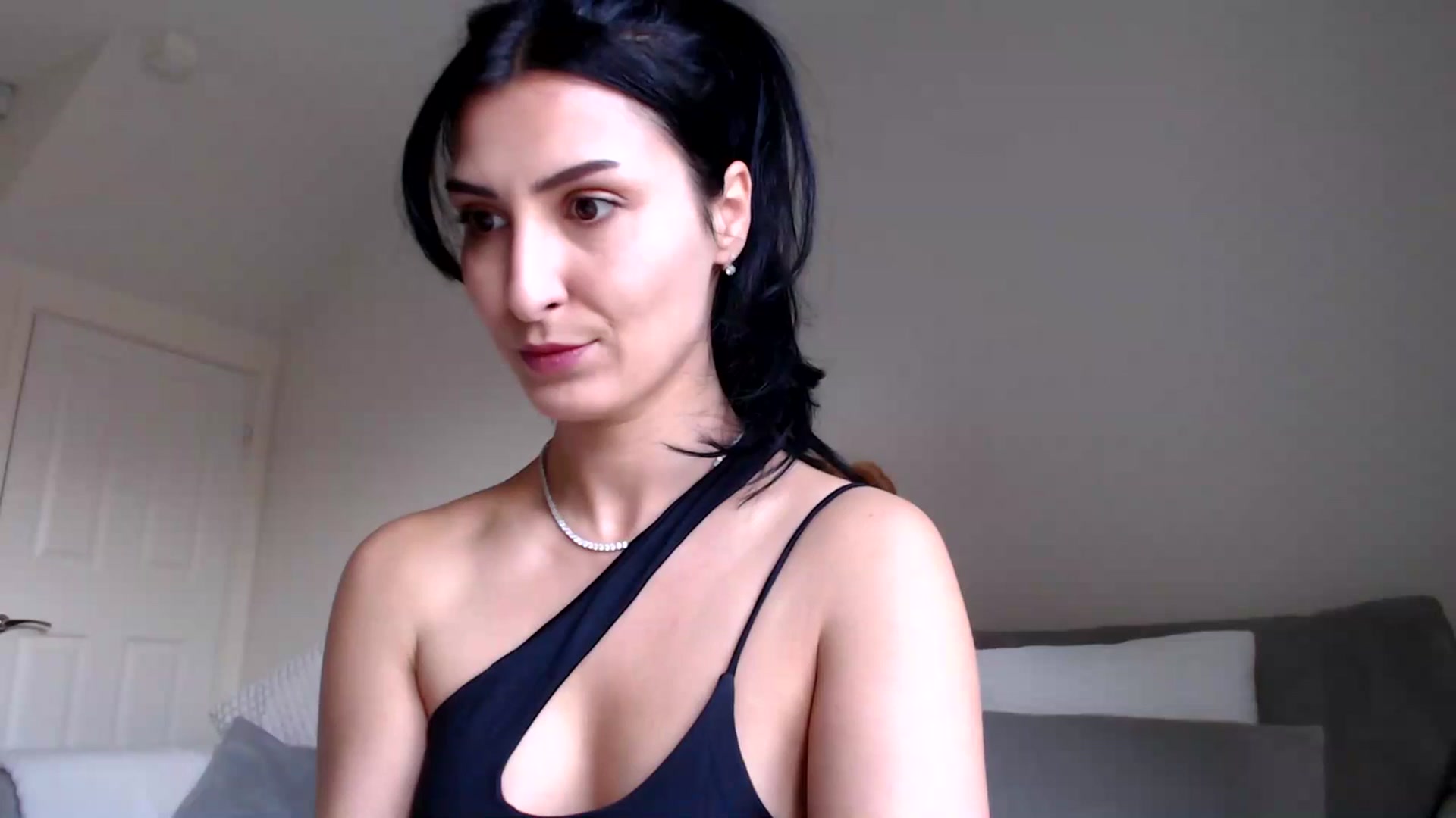 Gallery image thumbnail from LavIson's myfreecams stream on, 03/14/2025, 11:32 image 1 of 20