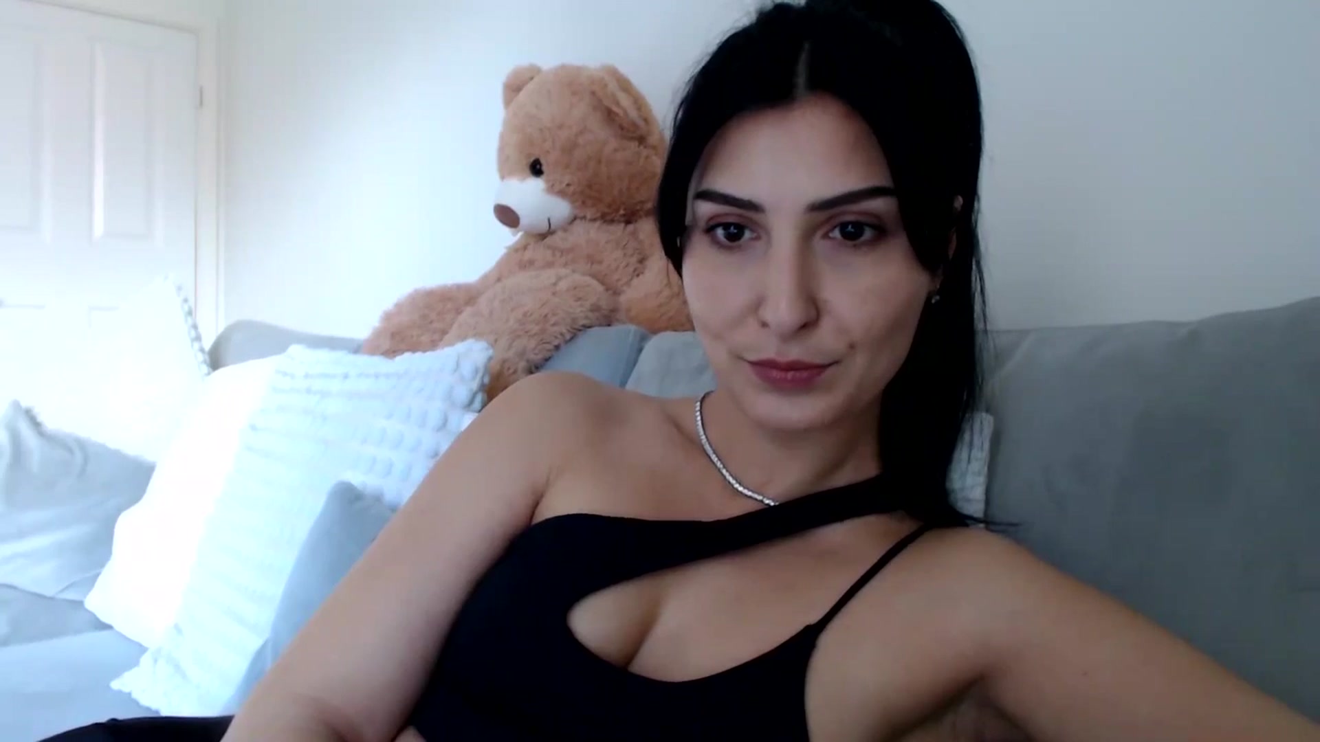 Gallery image thumbnail from LavIson's myfreecams stream on, 03/14/2025, 12:46 image 11 of 20