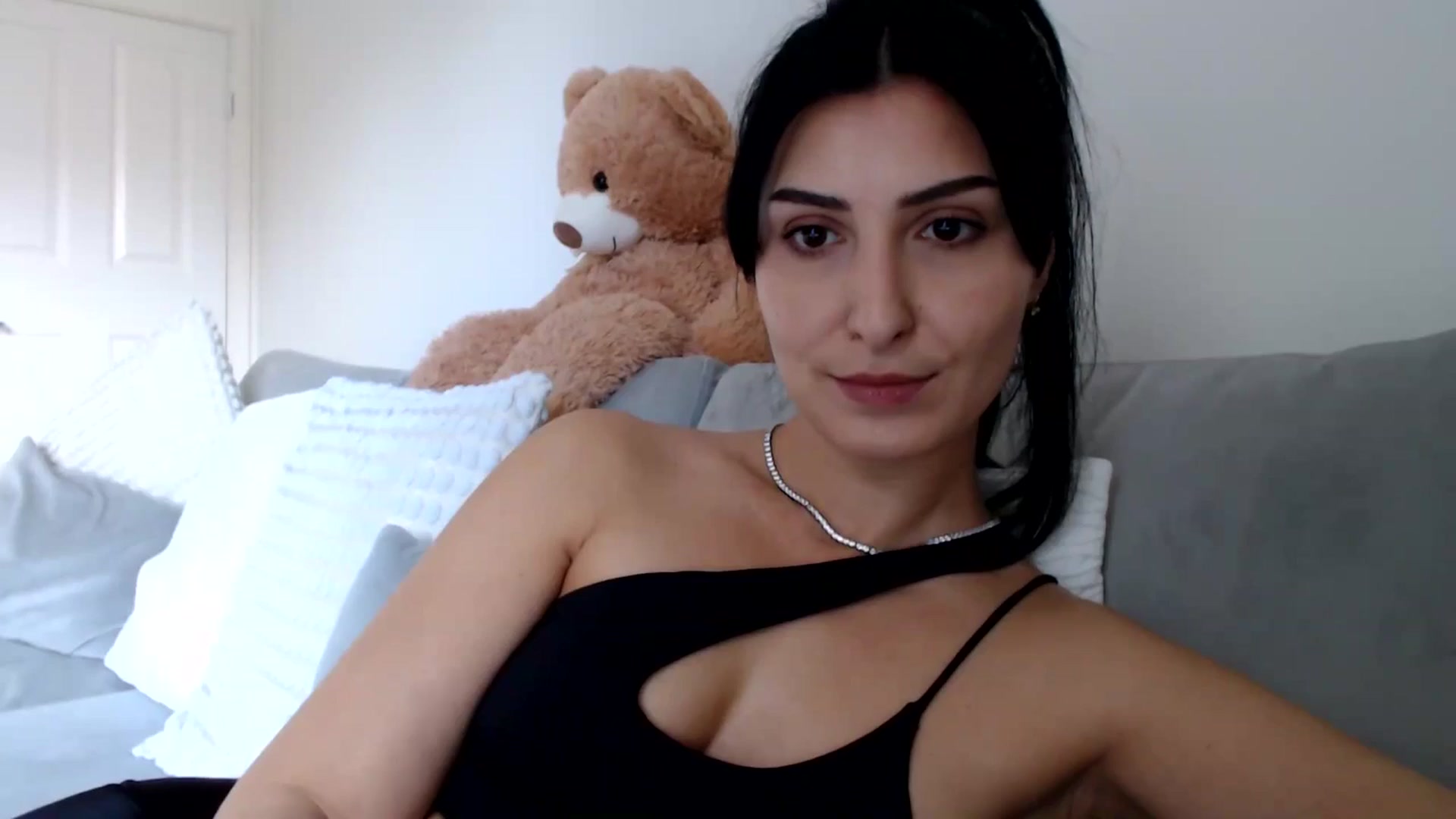 Gallery image thumbnail from LavIson's myfreecams stream on, 03/14/2025, 12:46 image 8 of 20