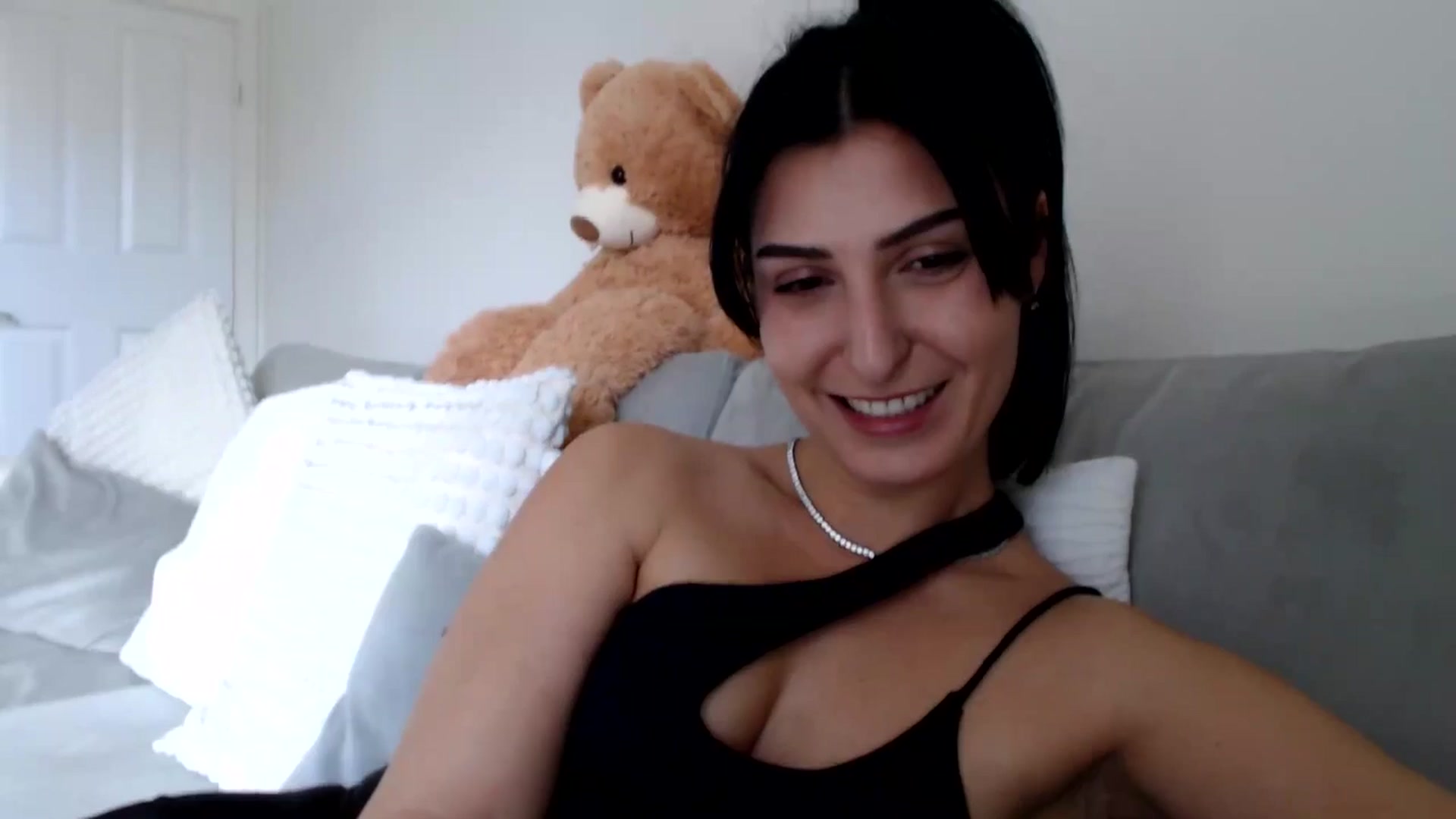 Gallery image thumbnail from LavIson's myfreecams stream on, 03/14/2025, 12:46 image 17 of 20