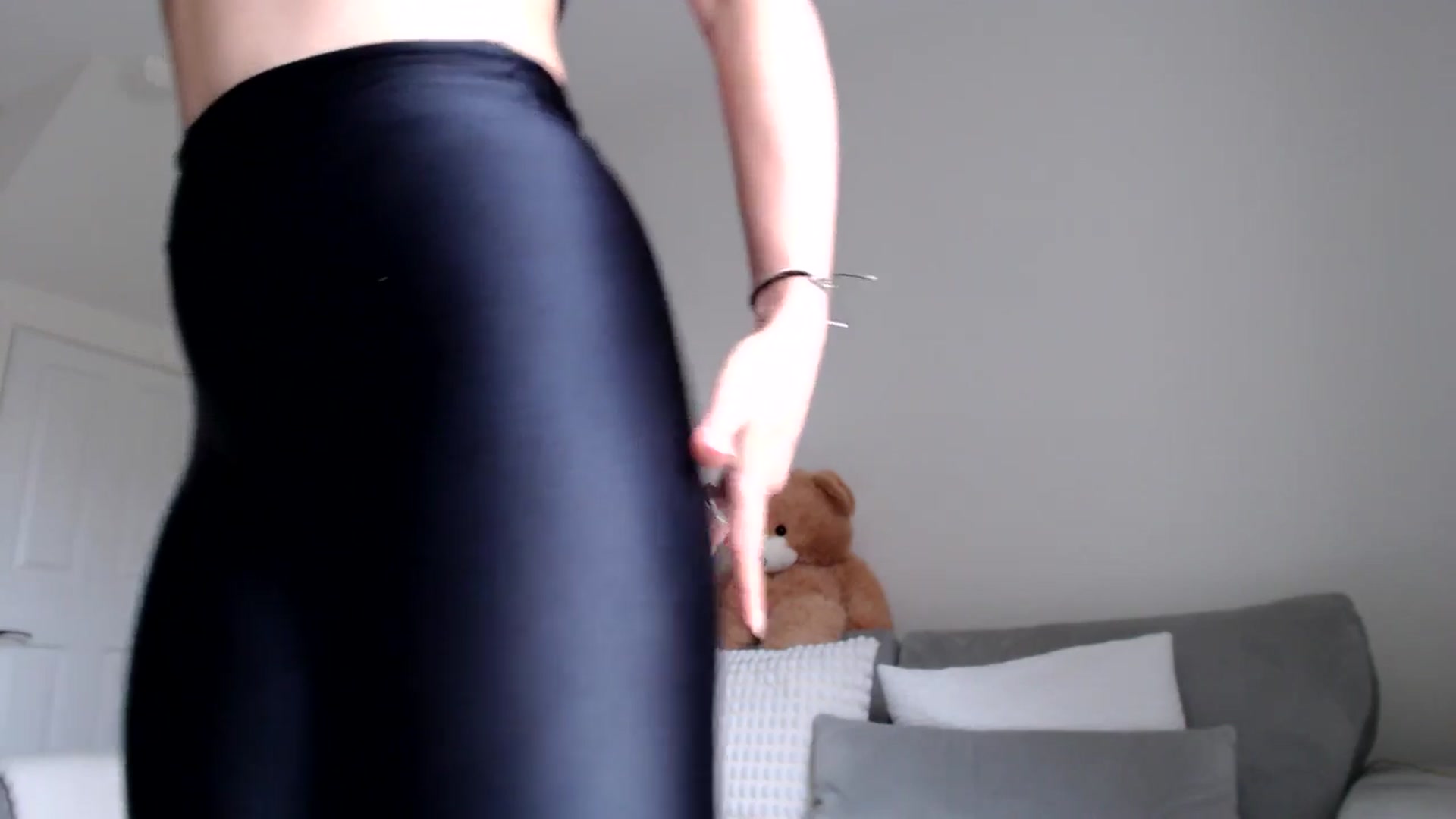 Gallery image thumbnail from LavIson's myfreecams stream on, 03/14/2025, 13:38 image 20 of 20