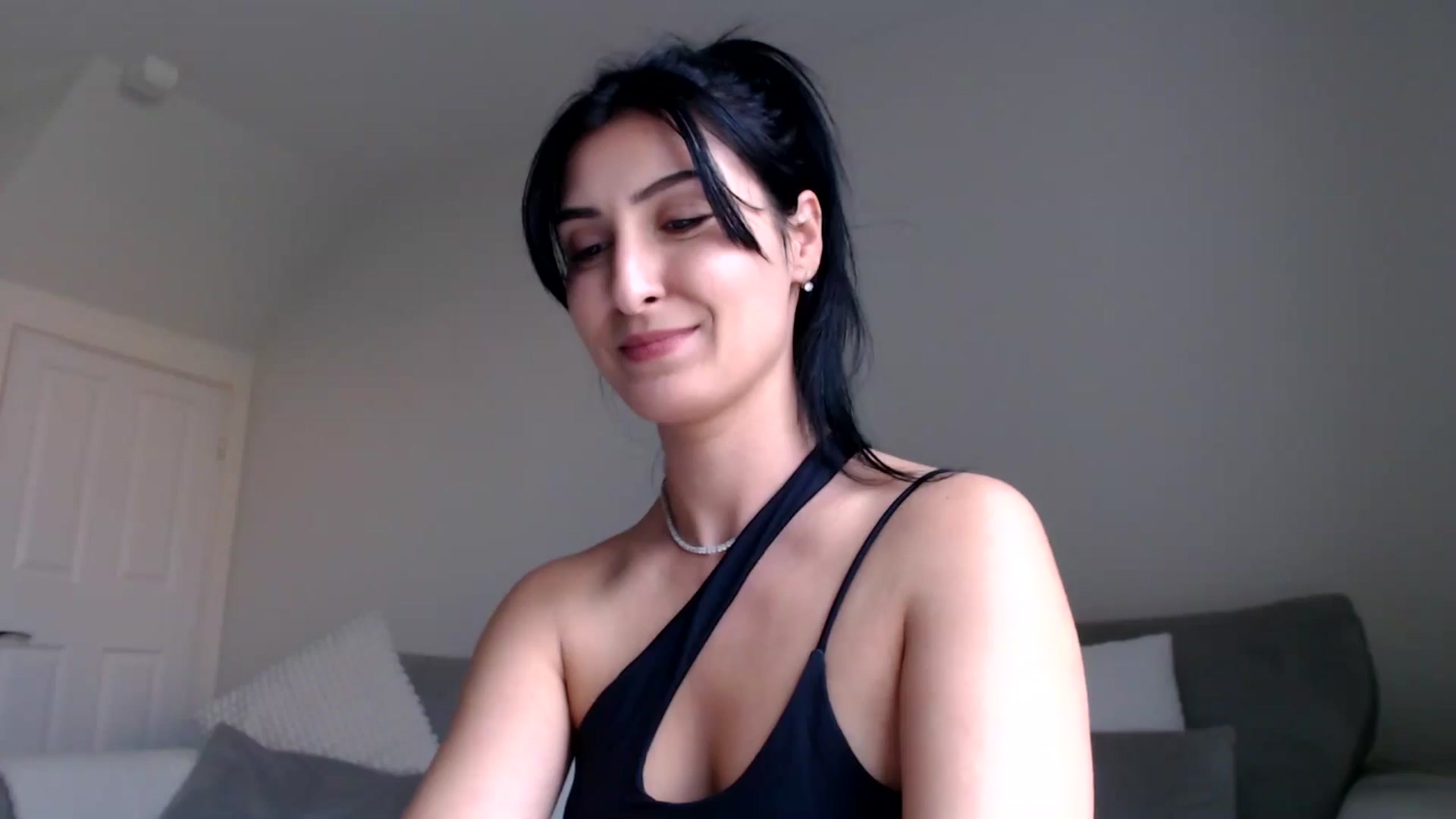 Gallery image thumbnail from LavIson's myfreecams stream on, 03/14/2025, 13:38 image 10 of 20