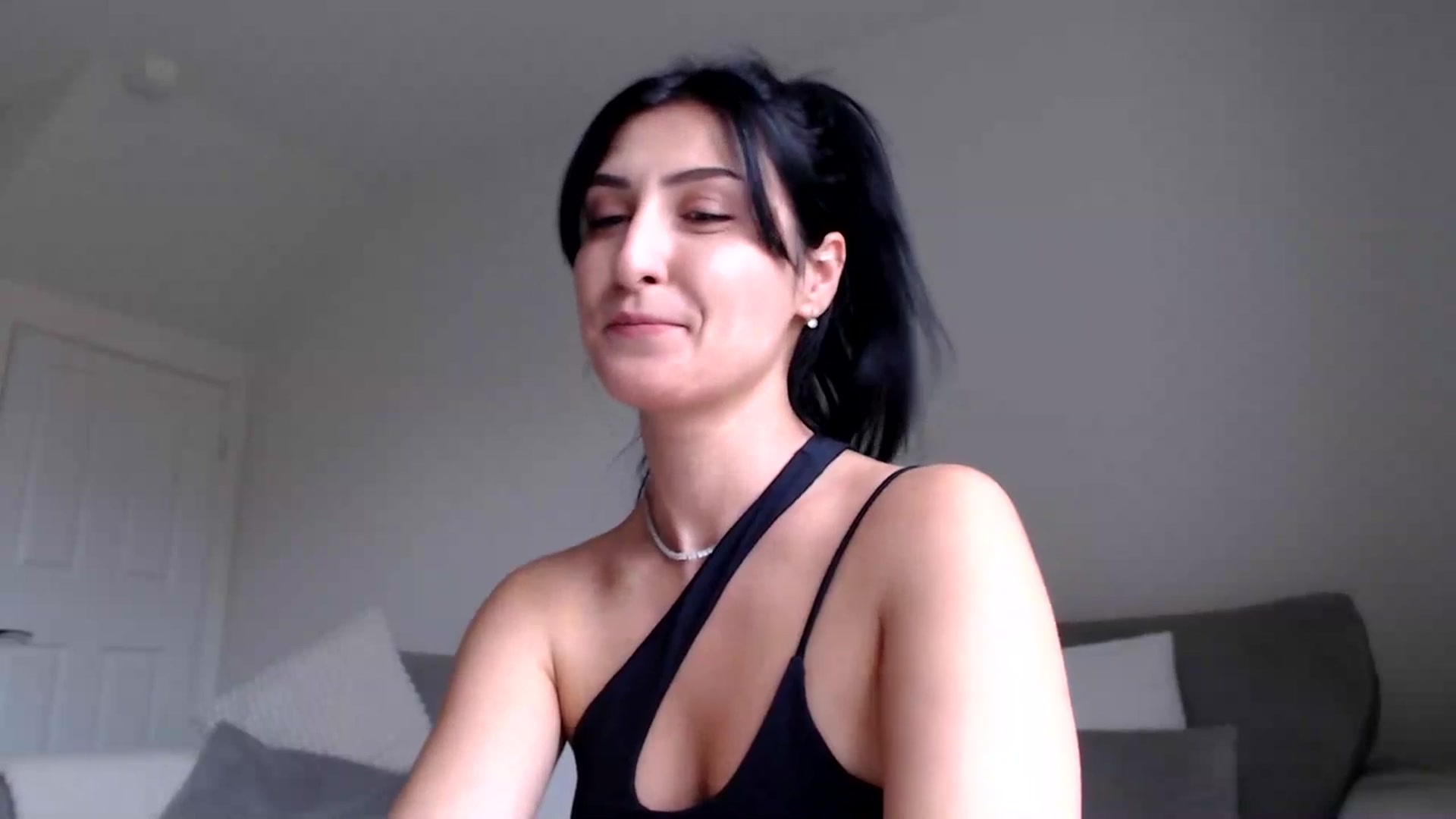 Gallery image thumbnail from LavIson's myfreecams stream on, 03/14/2025, 13:38 image 16 of 20