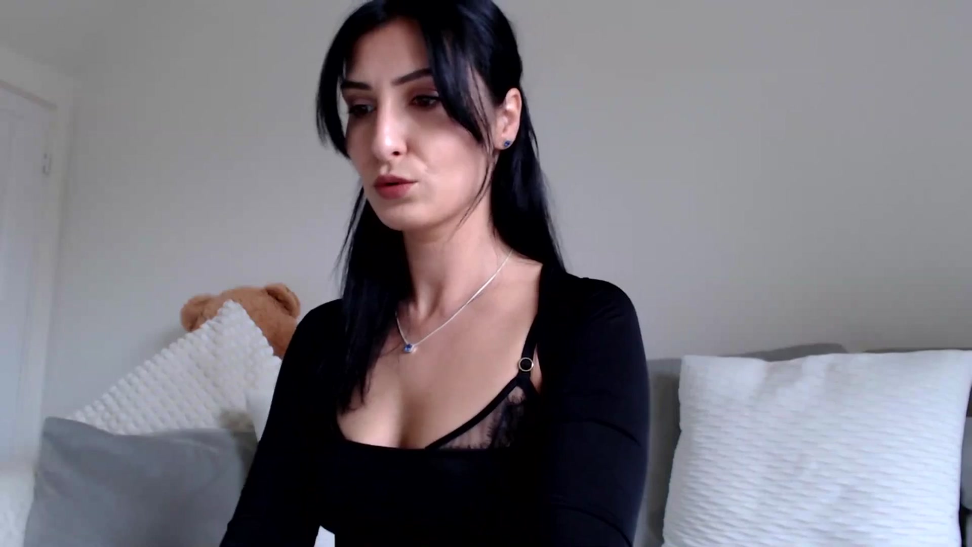 Gallery image thumbnail from LavIson's myfreecams stream on, 03/17/2025, 10:44 image 17 of 20