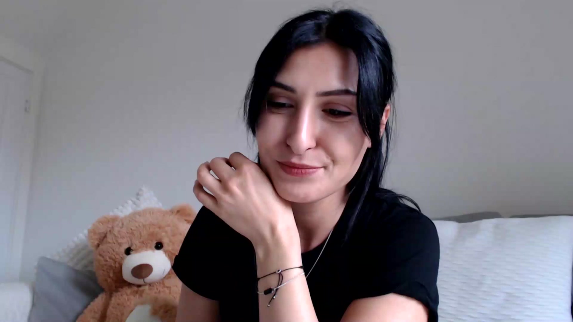 Gallery image thumbnail from LavIson's myfreecams stream on, 03/17/2025, 12:56 image 2 of 20
