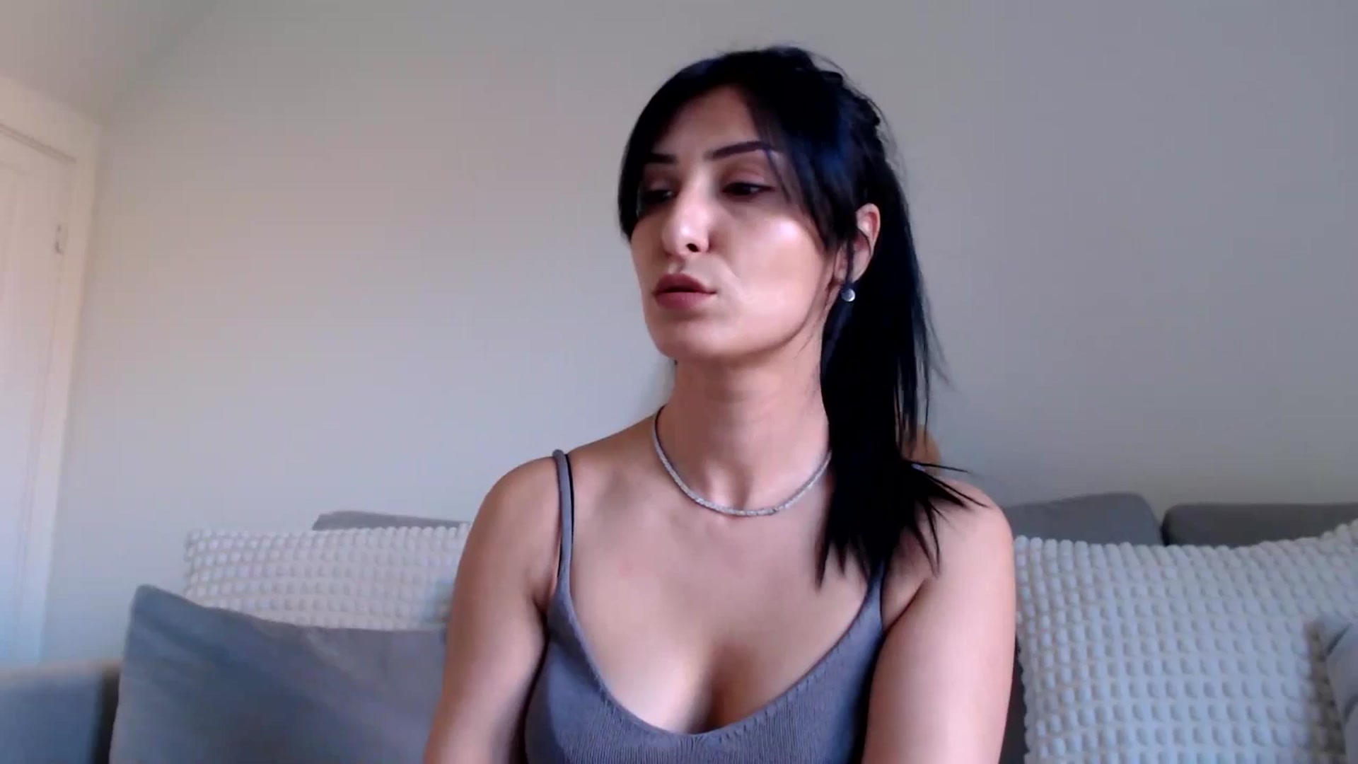 Gallery image thumbnail from LavIson's myfreecams stream on, 03/19/2025, 11:02 image 16 of 20