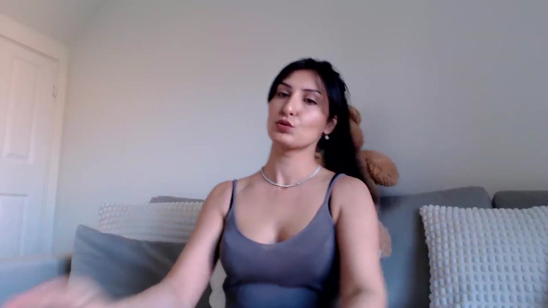 Gallery image thumbnail from LavIson's myfreecams stream on, 03/19/2025, 11:02 image 5 of 20