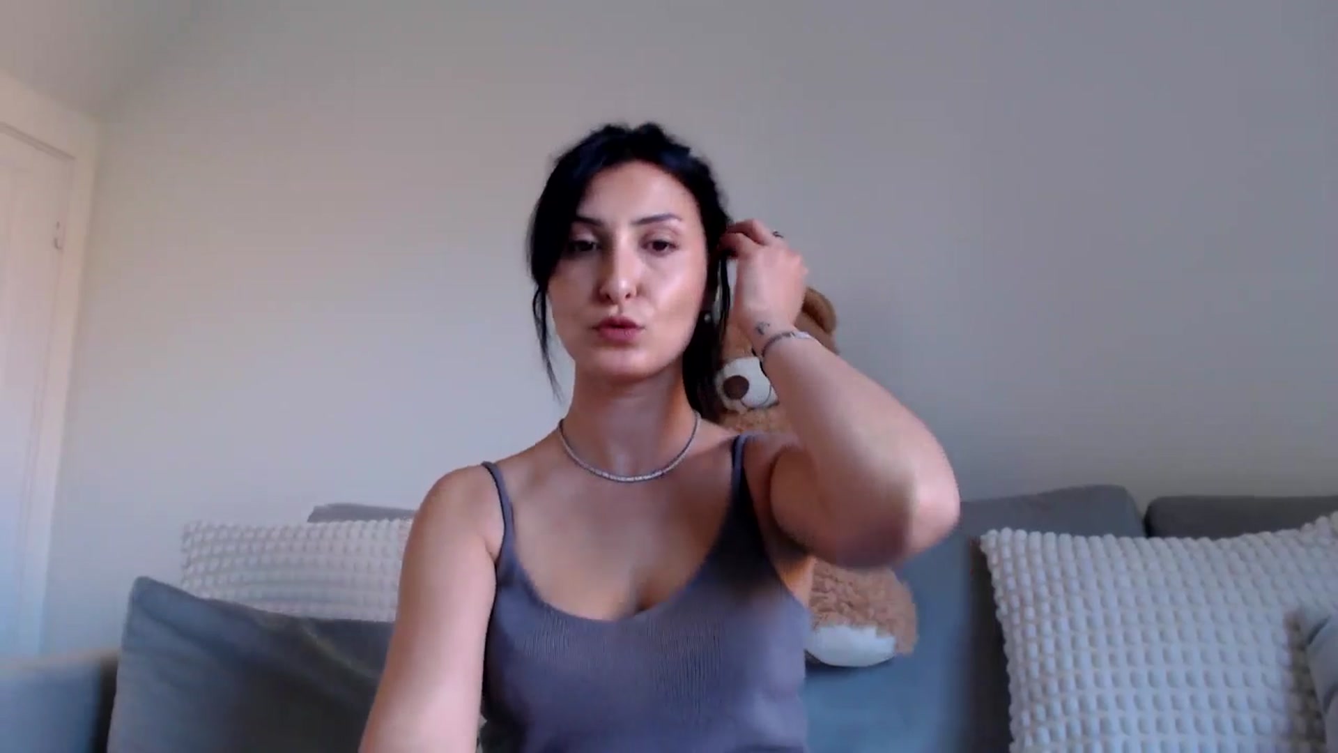 Gallery image thumbnail from LavIson's myfreecams stream on, 03/19/2025, 11:02 image 18 of 20