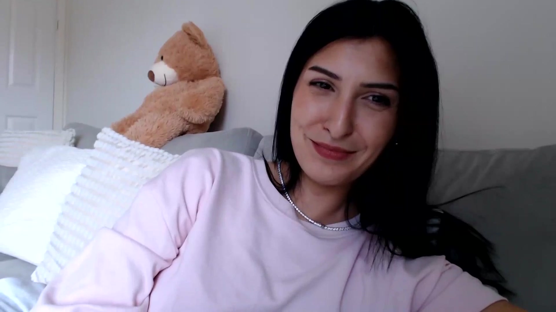 Gallery image thumbnail from LavIson's myfreecams stream on, 03/19/2025, 15:24 image 9 of 20