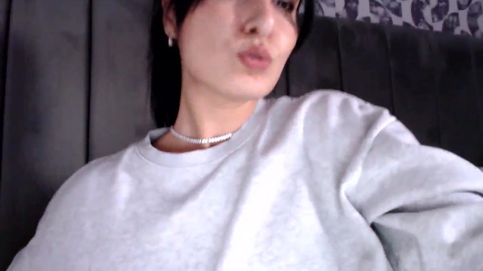 Gallery image thumbnail from LavIson's myfreecams stream on, 03/19/2025, 16:47 image 14 of 20