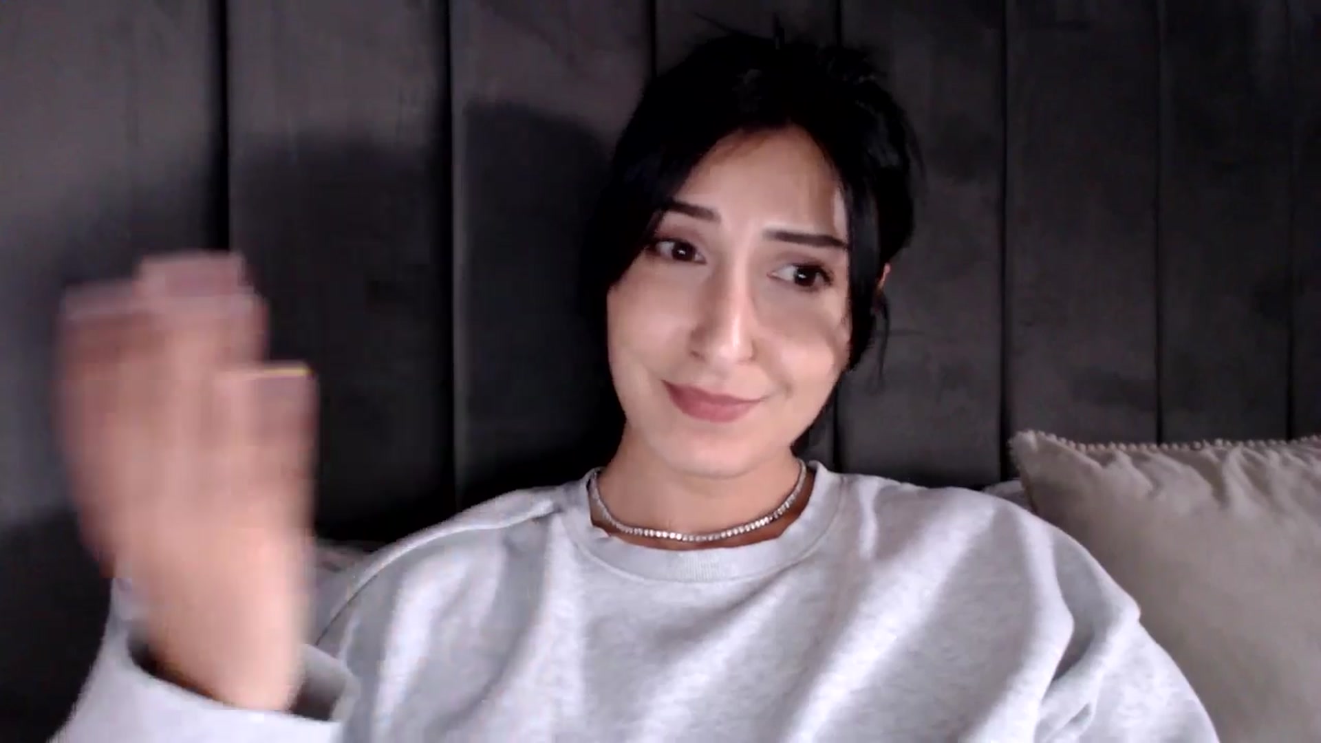 Gallery image thumbnail from LavIson's myfreecams stream on, 03/19/2025, 16:47 image 17 of 20