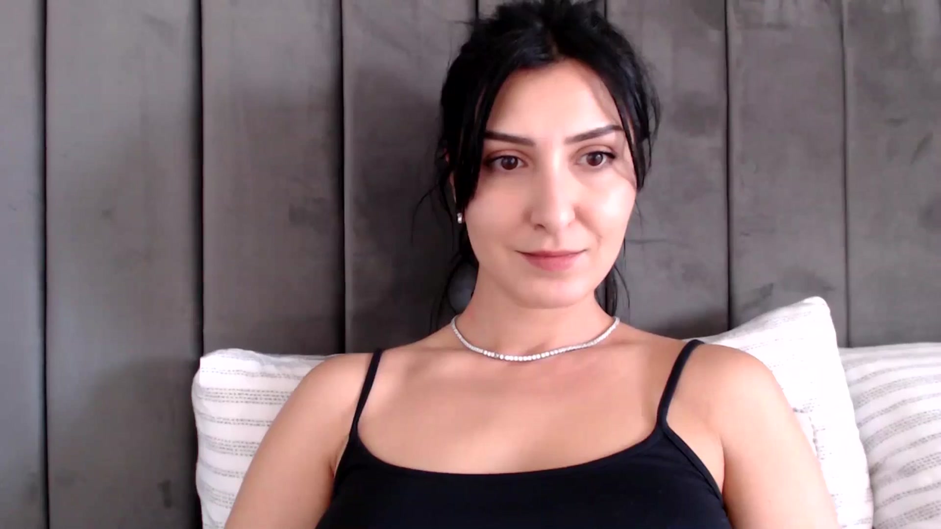 Gallery image thumbnail from LavIson's myfreecams stream on, 03/20/2025, 10:26 image 5 of 20