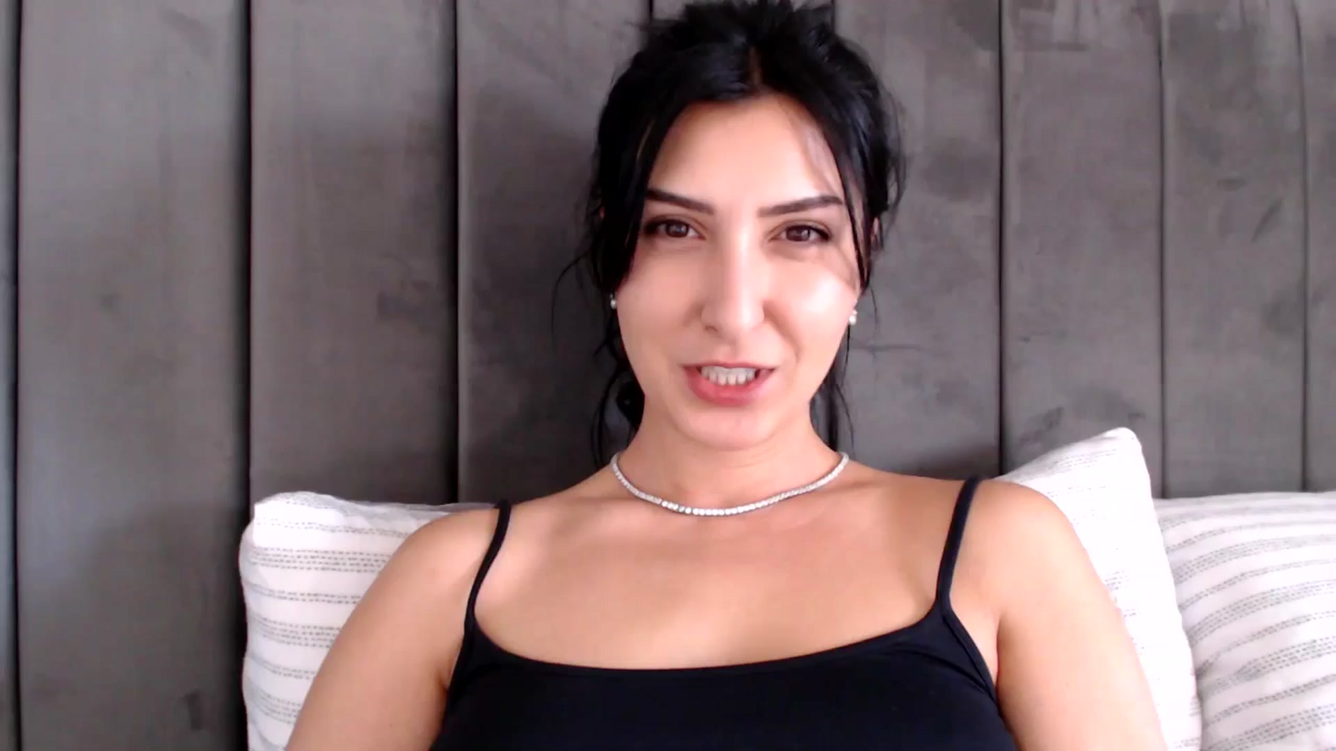 Gallery image thumbnail from LavIson's myfreecams stream on, 03/20/2025, 10:26 image 2 of 20