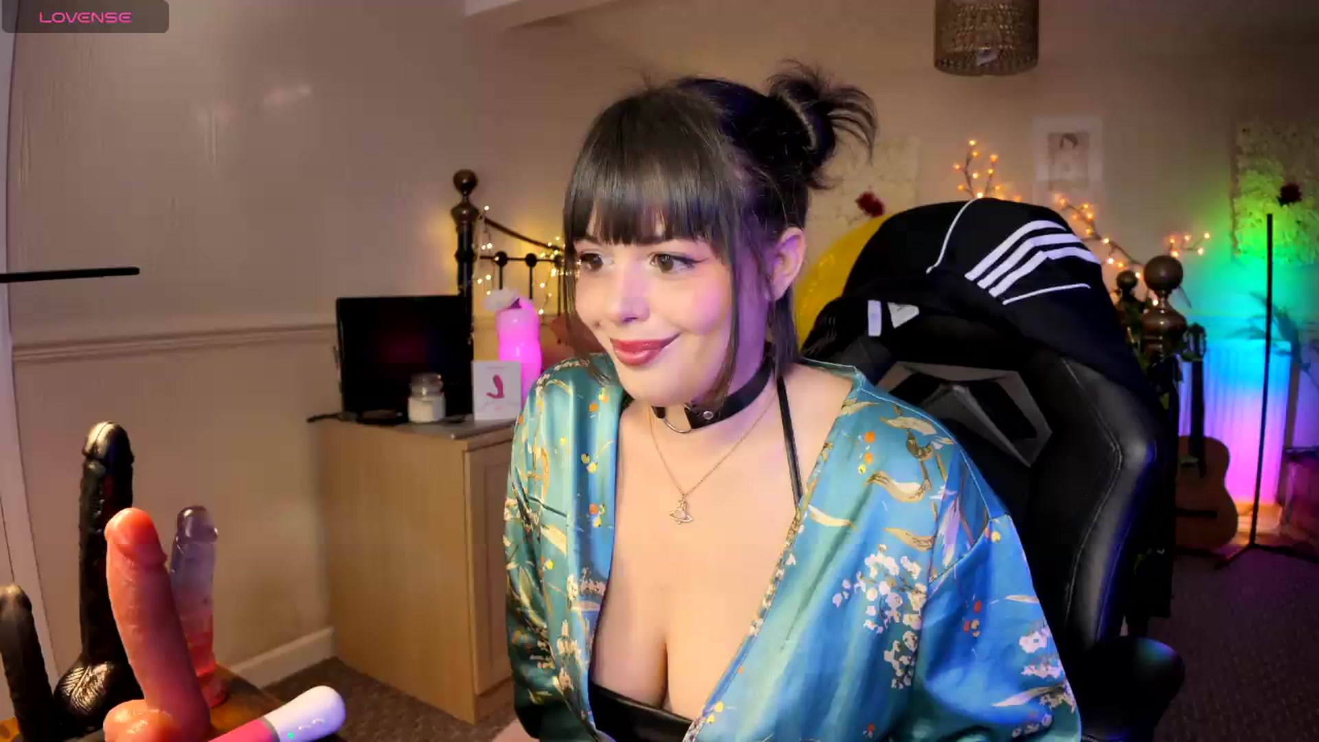 Gallery image thumbnail from Lavenderrzz's myfreecams stream on, 06/08/2026, 17:04 image 9 of 20