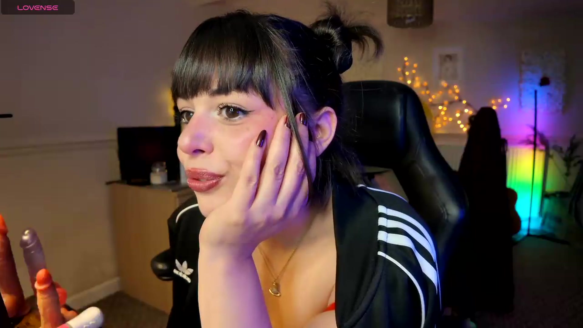 Gallery image thumbnail from Lavenderrzz's myfreecams stream on, 06/09/2026, 15:29 image 11 of 20