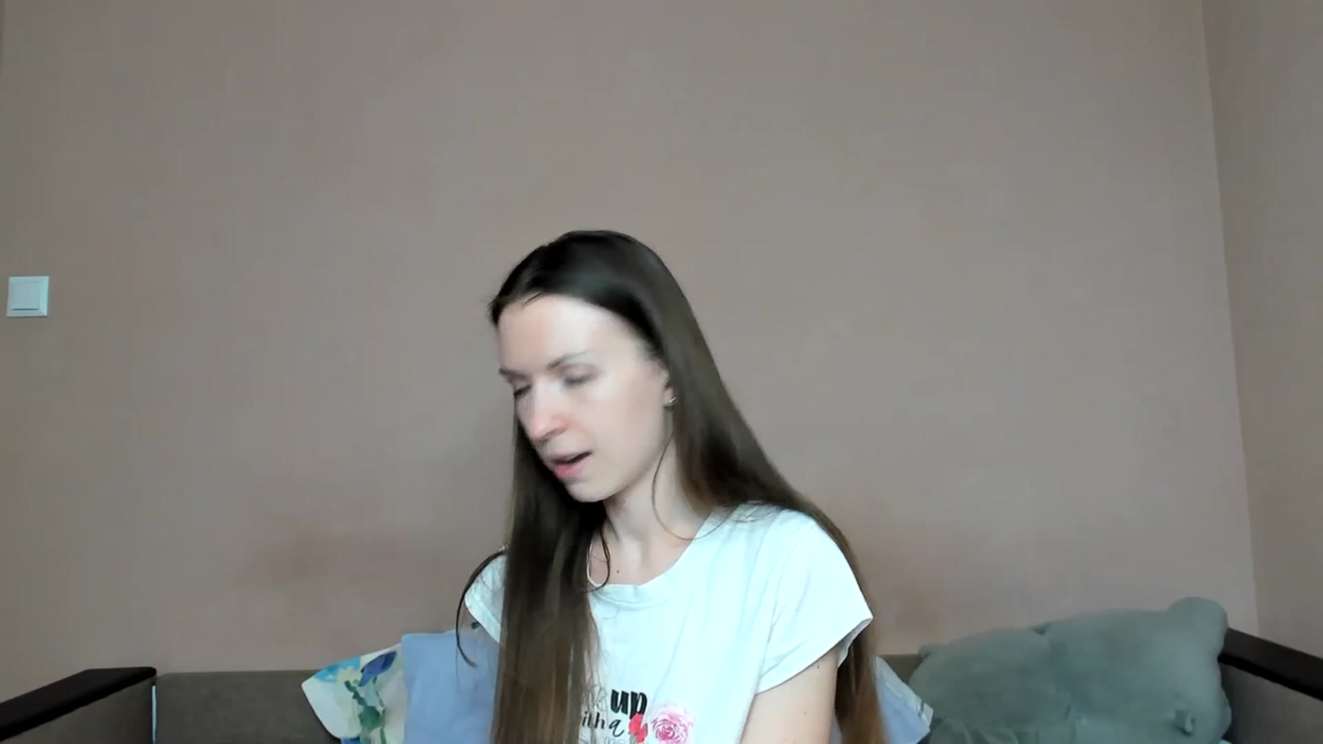 Gallery image thumbnail from Lavina_grey's myfreecams stream on, 09/20/2023, 14:40 image 19 of 20