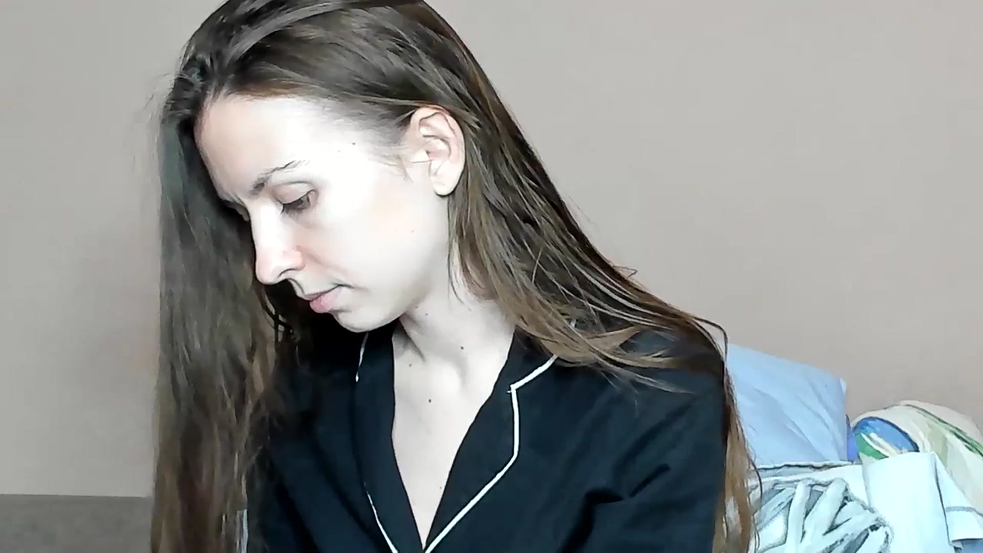 Gallery image thumbnail from Lavina_grey's myfreecams stream on, 12/06/2023, 15:31 image 20 of 20