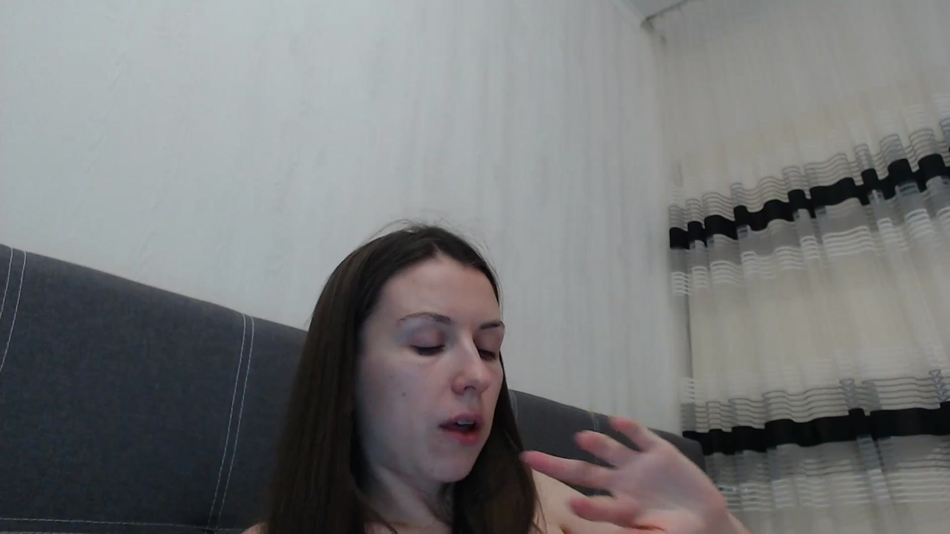 Gallery image thumbnail from Lavina_grey's myfreecams stream on, 12/25/2023, 19:02 image 16 of 20