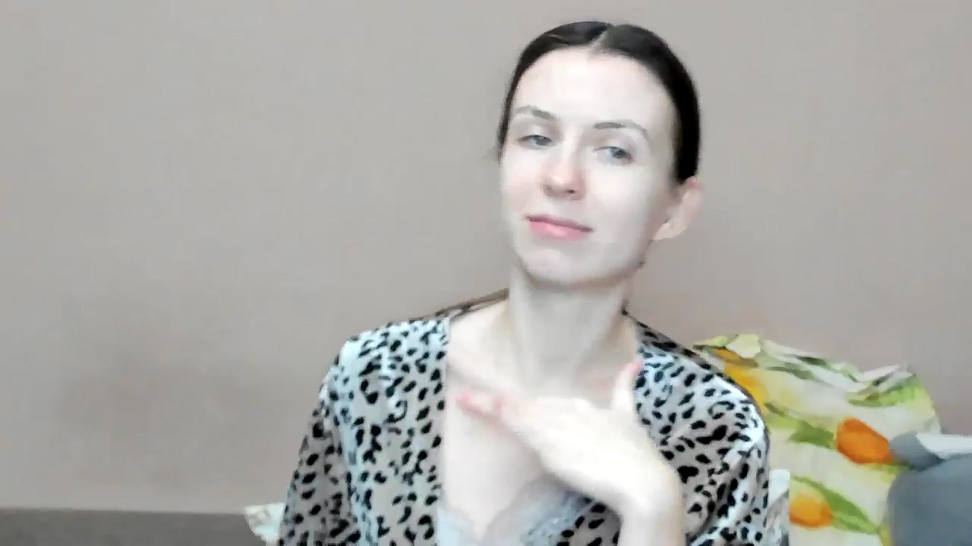 Gallery image thumbnail from Lavina_grey's myfreecams stream on, 01/07/2024, 15:25 image 18 of 20