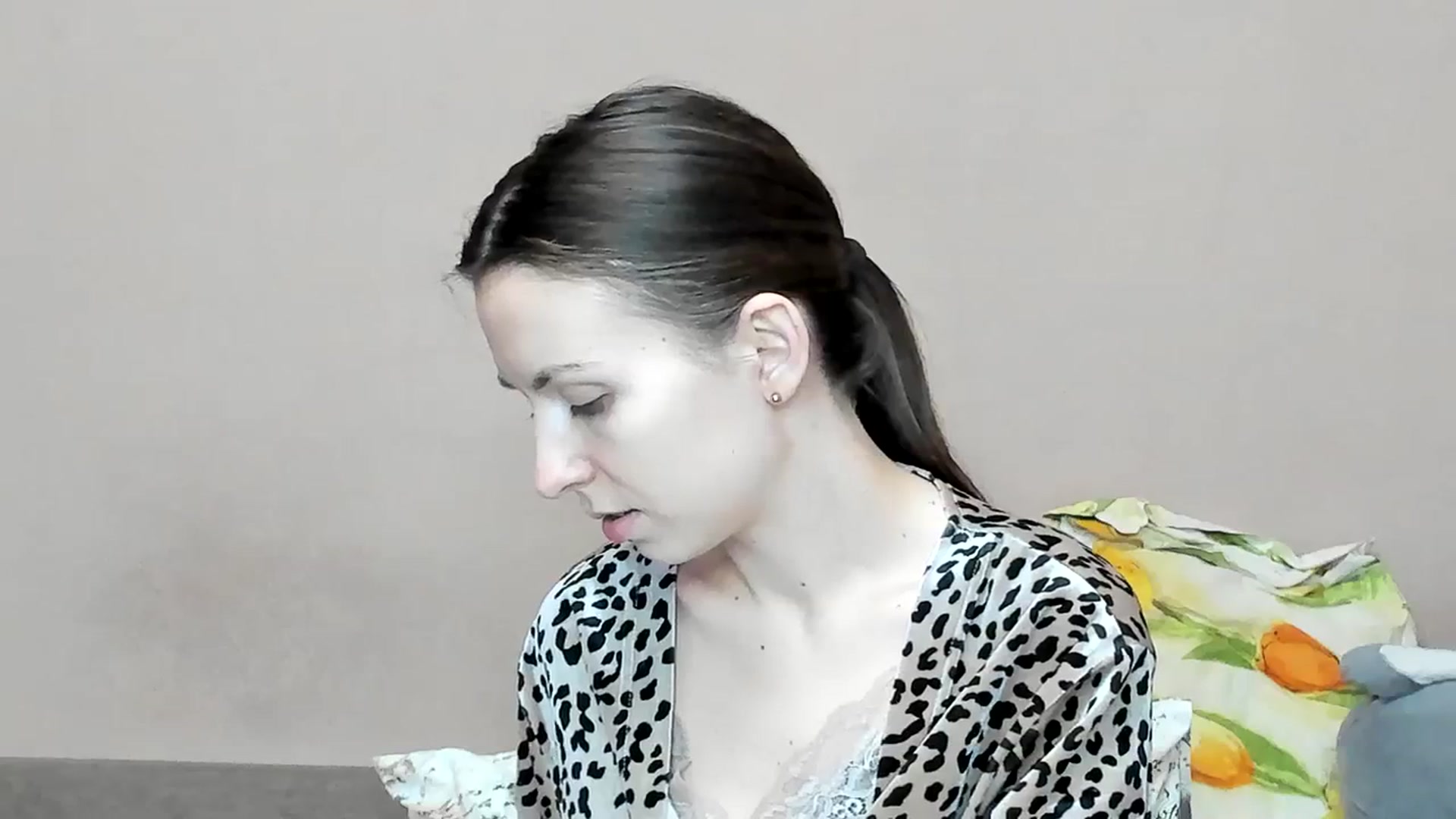 Gallery image thumbnail from Lavina_grey's myfreecams stream on, 01/07/2024, 15:25 image 20 of 20