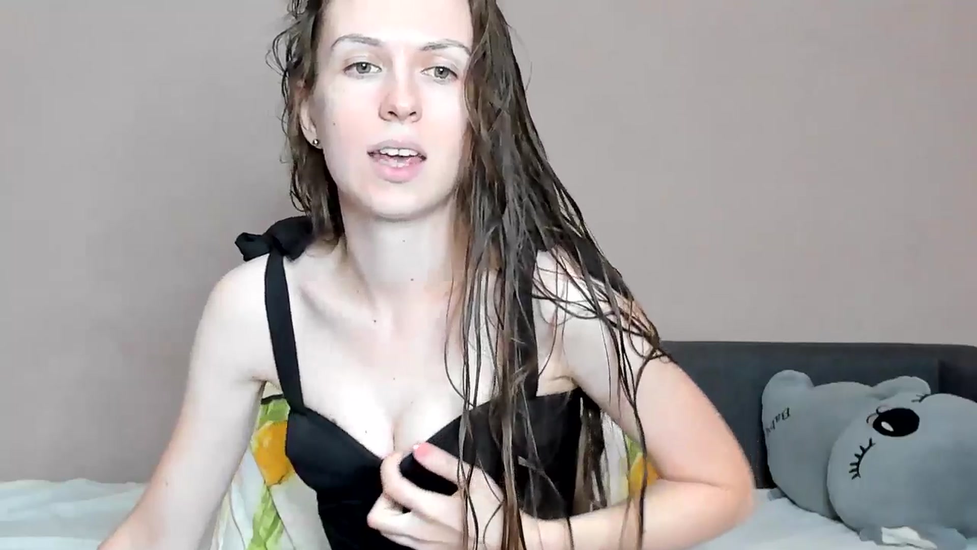 Gallery image thumbnail from Lavina_grey's myfreecams stream on, 08/17/2024, 14:49 image 17 of 20