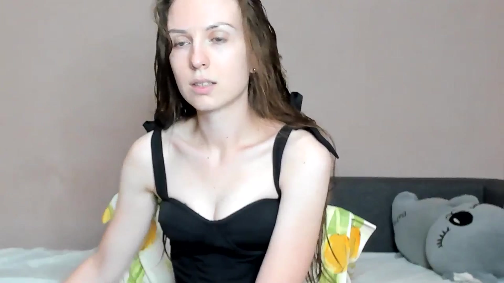 Gallery image thumbnail from Lavina_grey's myfreecams stream on, 08/17/2024, 14:49 image 18 of 20