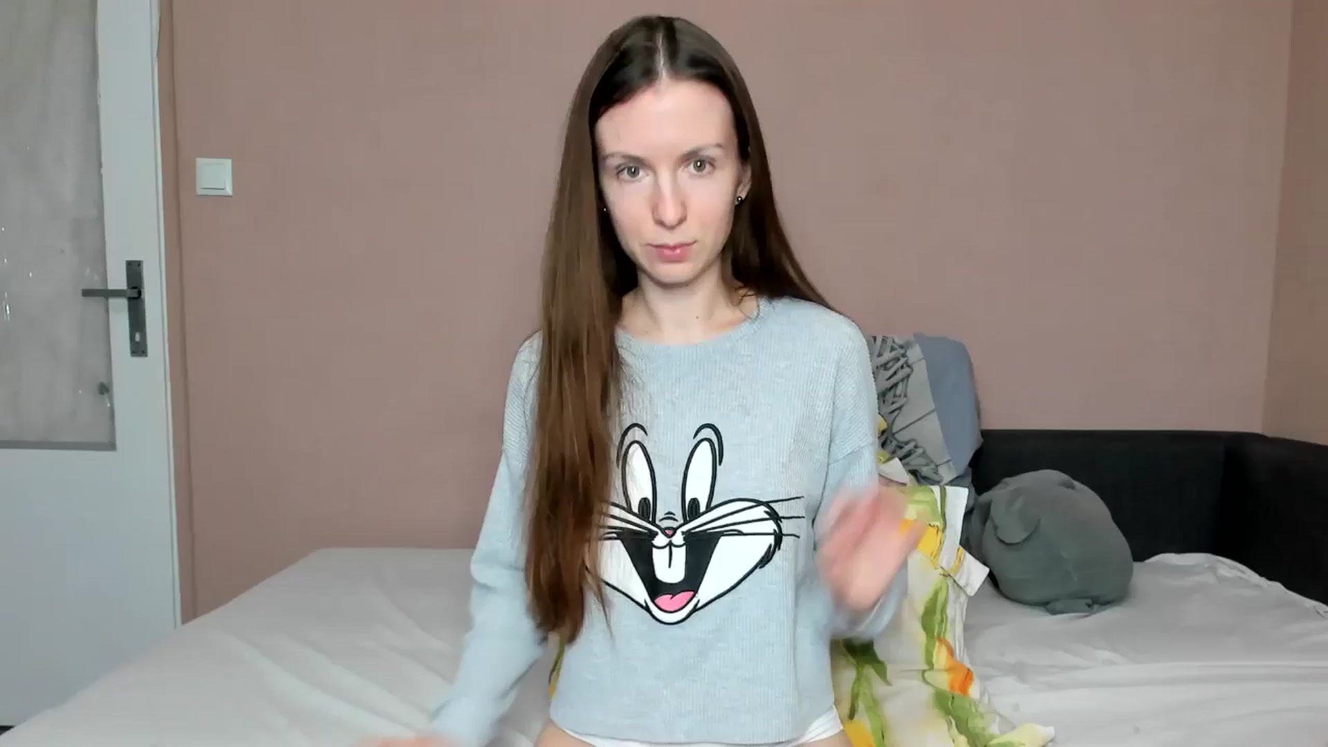 Gallery image thumbnail from Lavina_grey's myfreecams stream on, 10/14/2024, 13:51 image 1 of 20