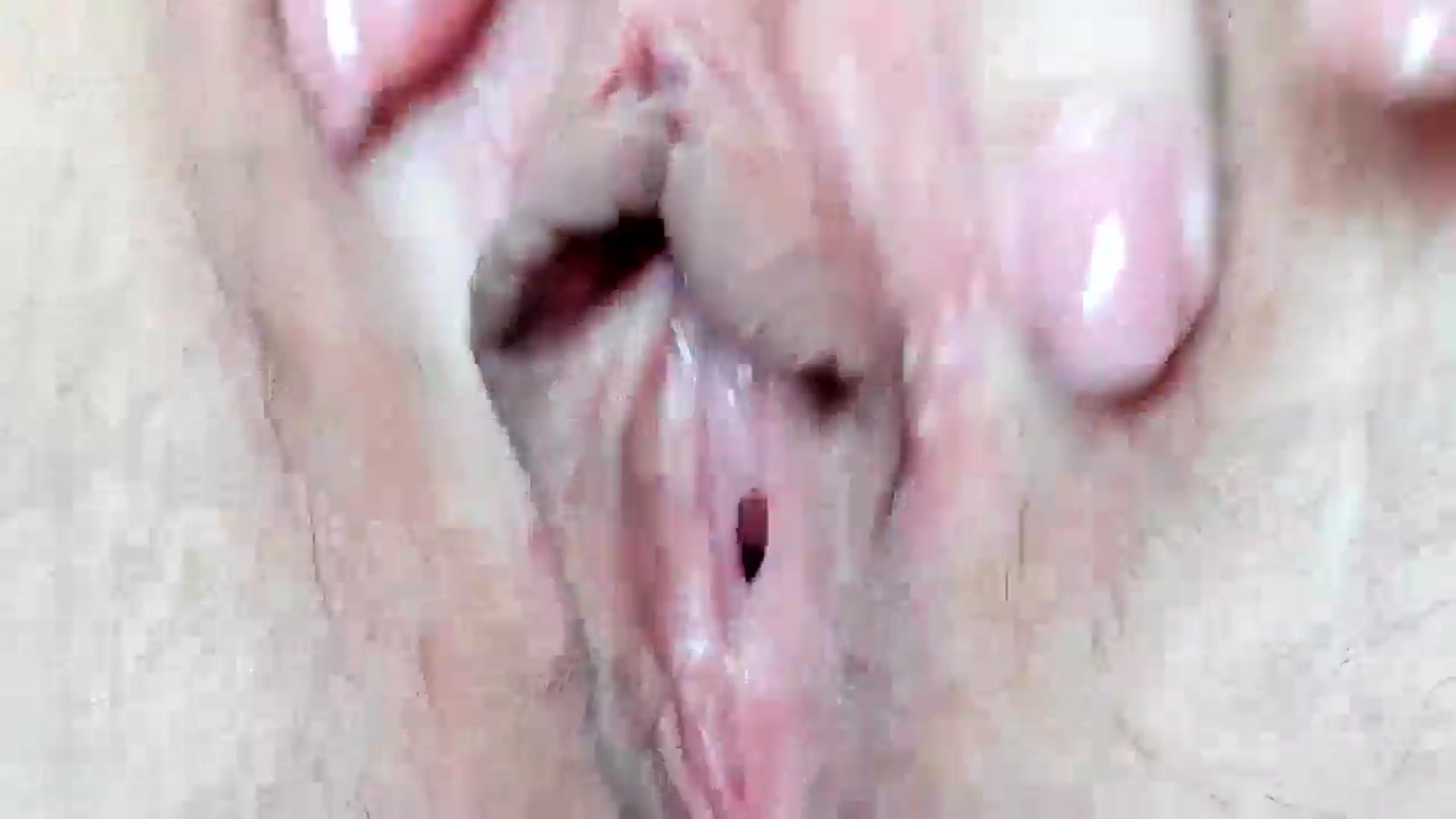 Gallery image thumbnail from Lavina_grey's myfreecams stream on, 04/13/2025, 15:15 image 8 of 20