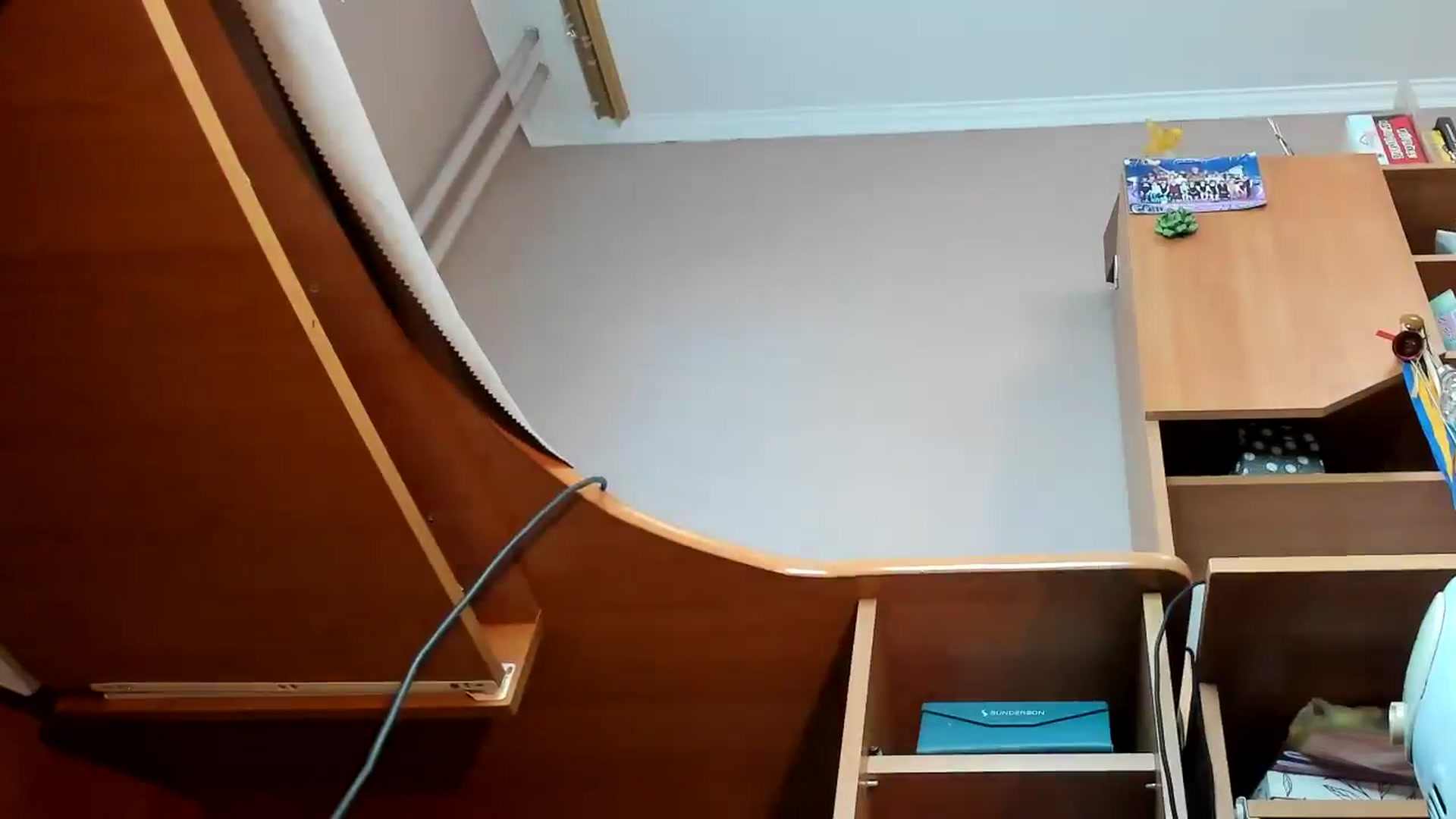 Gallery image thumbnail from Lavina_grey's myfreecams stream on, 05/14/2025, 14:54 image 2 of 20