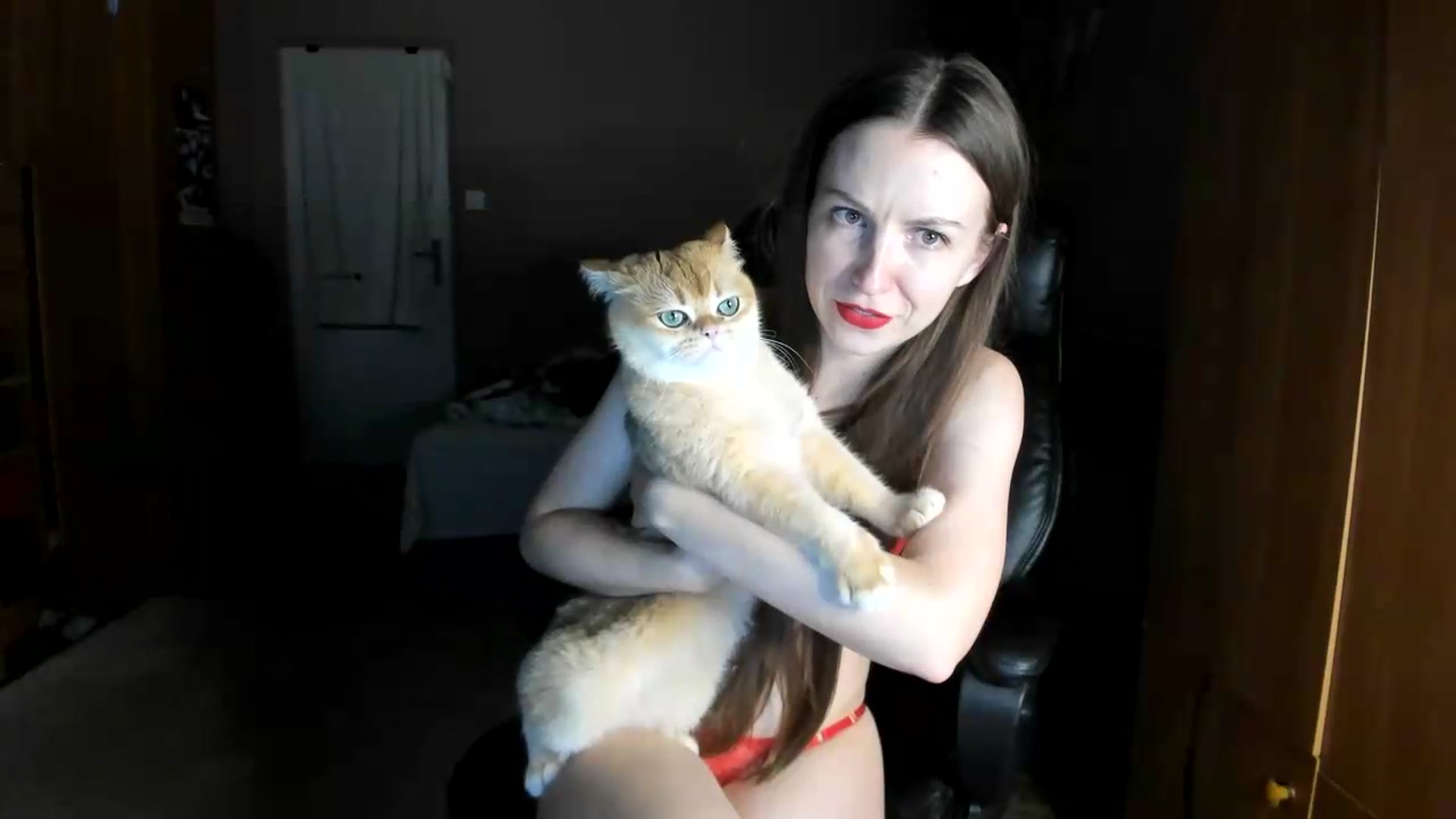 Gallery image thumbnail from Lavina_grey's myfreecams stream on, 08/12/2026, 18:49 image 20 of 20