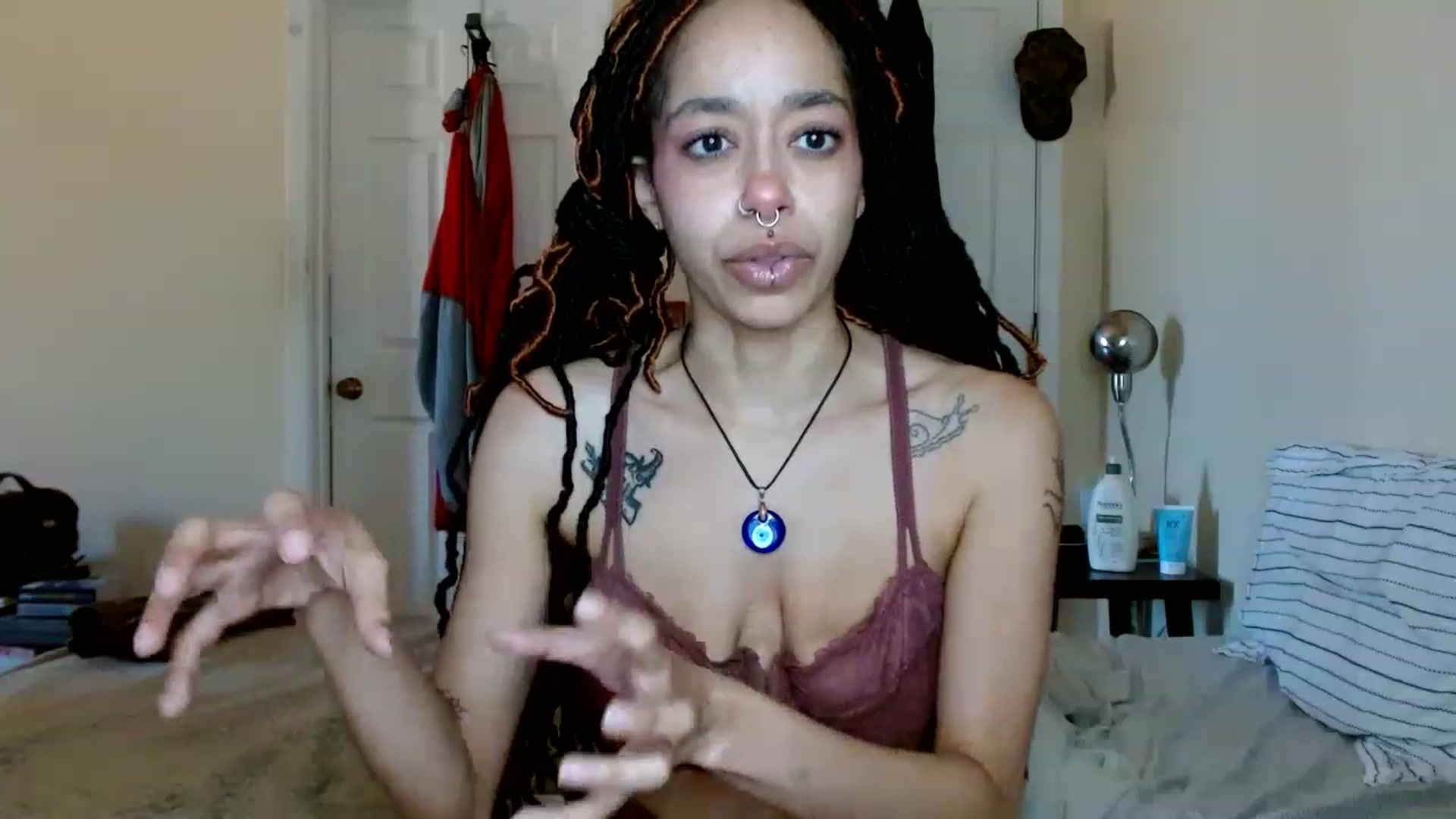 Gallery image thumbnail from Lavv337's myfreecams stream on, 06/13/2023, 19:29 image 12 of 20