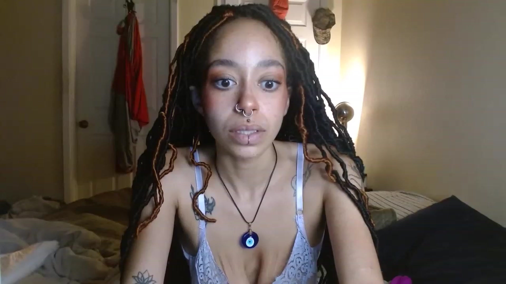 Gallery image thumbnail from Lavv337's myfreecams stream on, 06/16/2023, 18:59 image 10 of 20