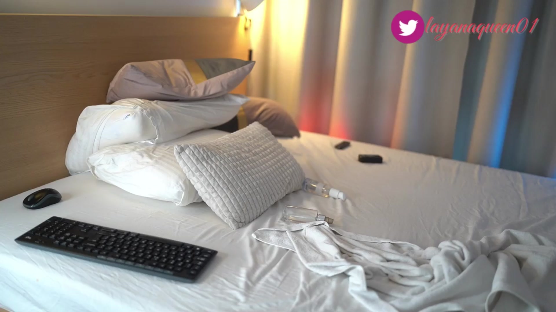 Gallery image thumbnail from Layanaqueen's myfreecams stream on, 03/28/2024, 15:19 image 19 of 20