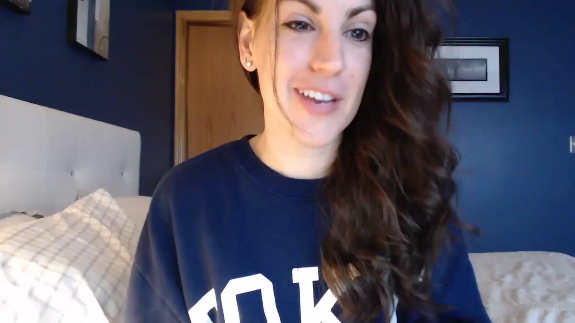 Gallery image thumbnail from LaylaAnn's myfreecams stream on, 01/01/2023, 16:53 image 14 of 20
