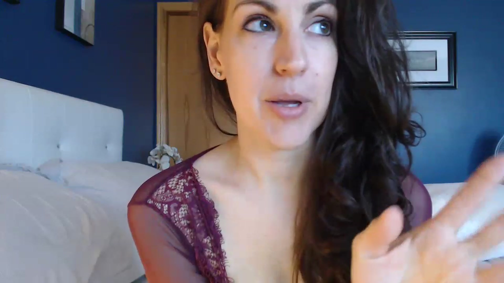 Gallery image thumbnail from LaylaAnn's myfreecams stream on, 02/18/2023, 17:02 image 10 of 20