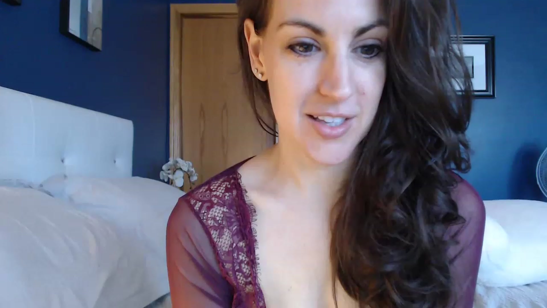 Gallery image thumbnail from LaylaAnn's myfreecams stream on, 02/18/2023, 17:02 image 6 of 20