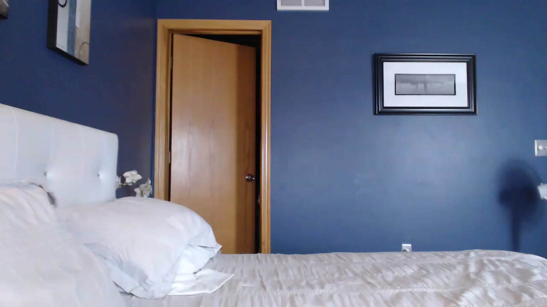 Gallery image thumbnail from LaylaAnn's myfreecams stream on, 02/26/2023, 15:34 image 17 of 20