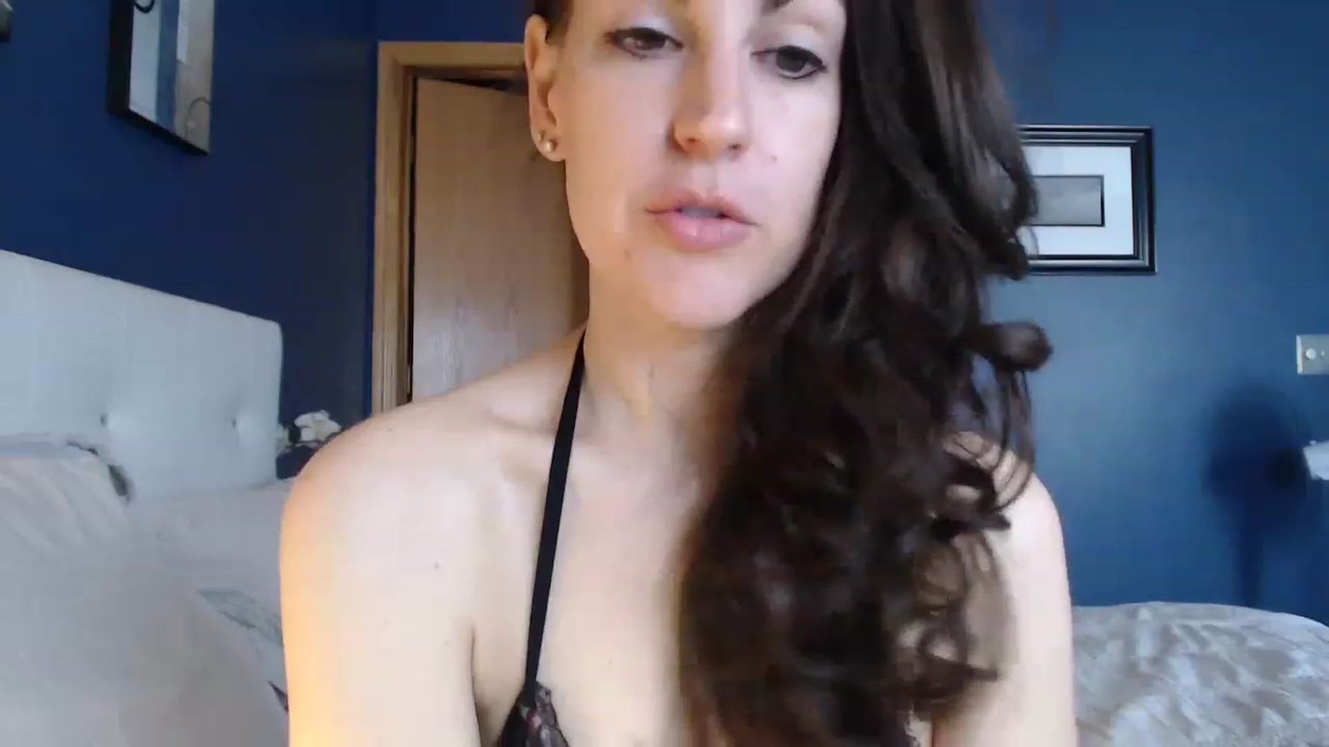 Gallery image thumbnail from LaylaAnn's myfreecams stream on, 02/26/2023, 15:34 image 6 of 20