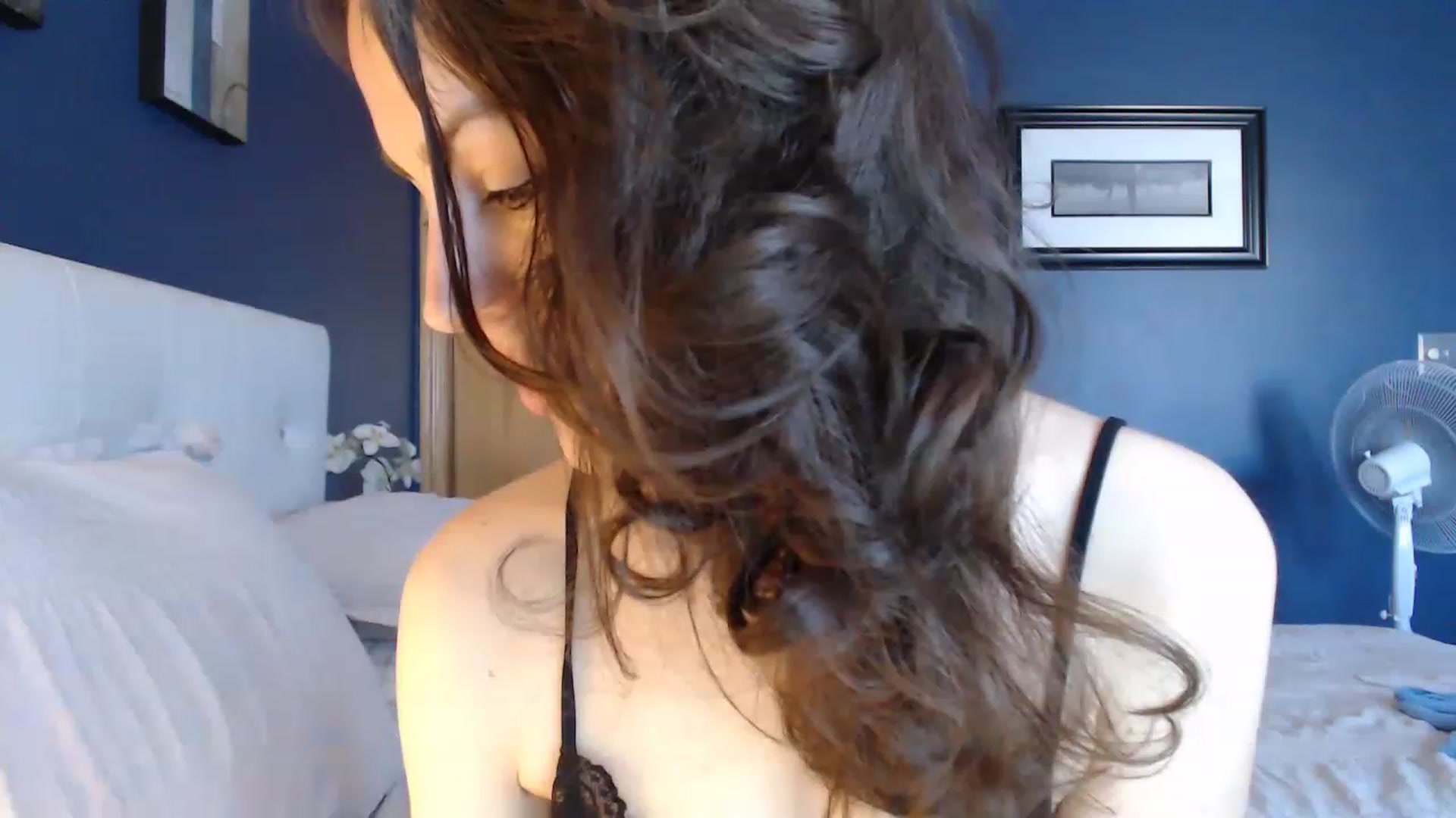 Gallery image thumbnail from LaylaAnn's myfreecams stream on, 03/26/2023, 14:38 image 2 of 20