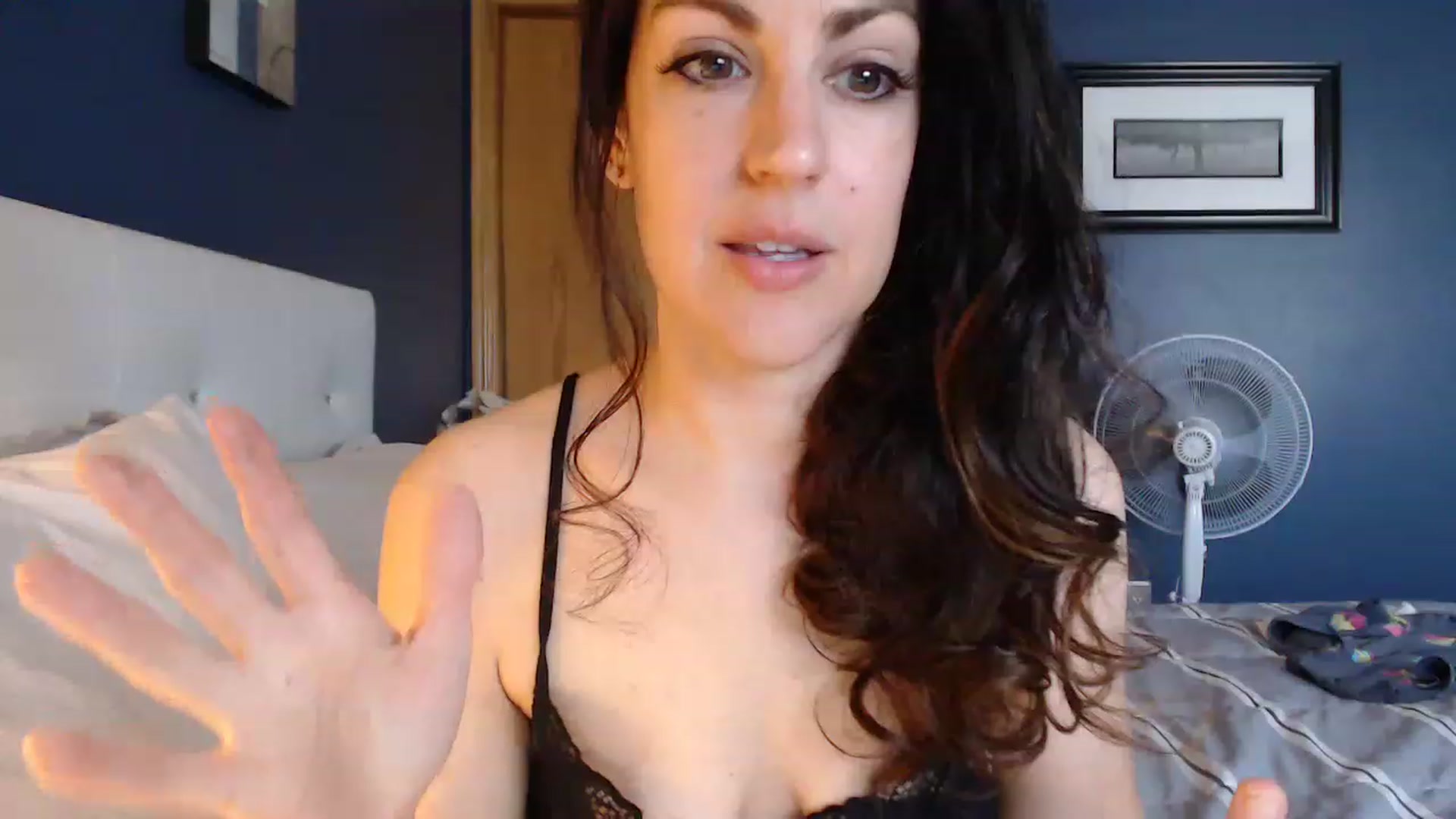 Gallery image thumbnail from LaylaAnn's myfreecams stream on, 07/16/2023, 14:36 image 19 of 20