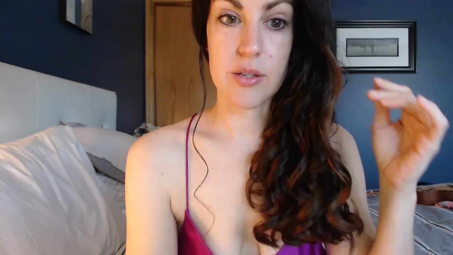 Gallery image thumbnail from LaylaAnn's myfreecams stream on, 07/30/2023, 14:56 image 8 of 20