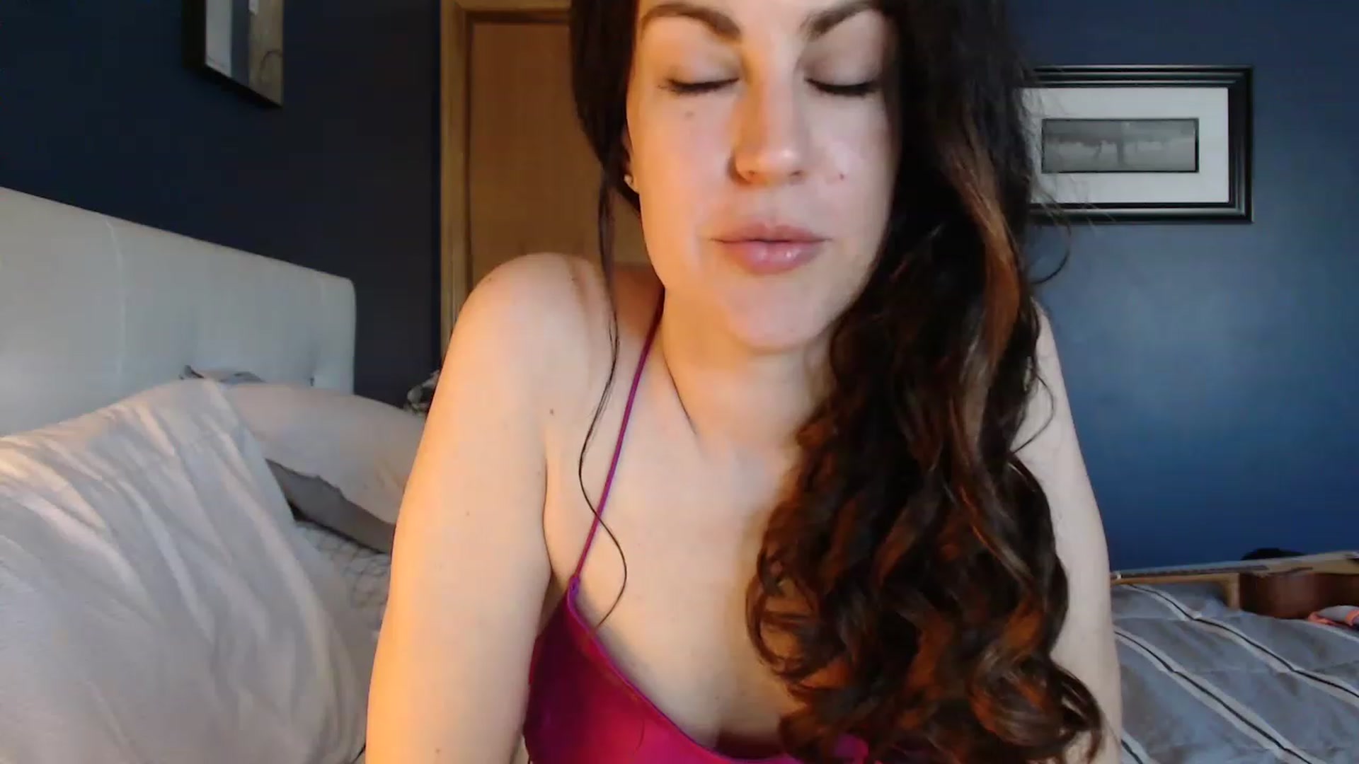 Gallery image thumbnail from LaylaAnn's myfreecams stream on, 07/30/2023, 14:56 image 11 of 20
