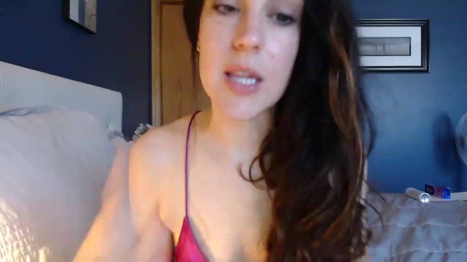 Gallery image thumbnail from LaylaAnn's myfreecams stream on, 08/13/2023, 15:46 image 17 of 20