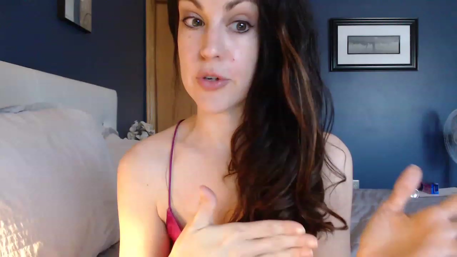 Gallery image thumbnail from LaylaAnn's myfreecams stream on, 08/13/2023, 15:46 image 10 of 20