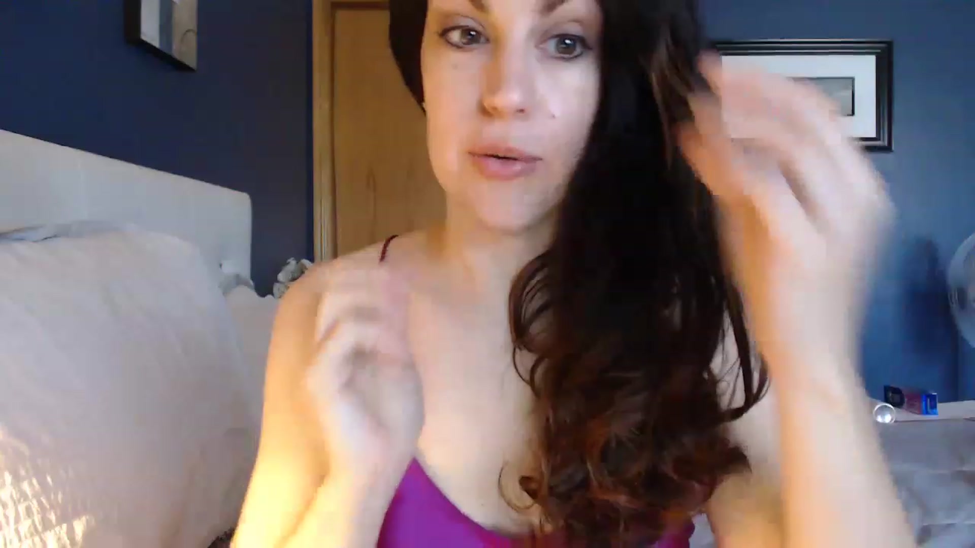 Gallery image thumbnail from LaylaAnn's myfreecams stream on, 08/13/2023, 15:46 image 6 of 20