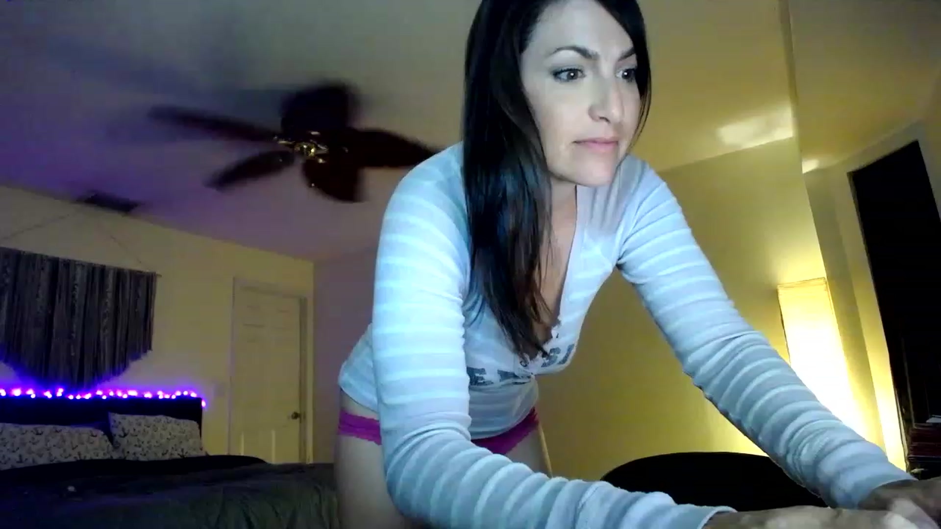 Gallery image thumbnail from LaylaLux's myfreecams stream on, 01/14/2023, 01:29 image 5 of 20